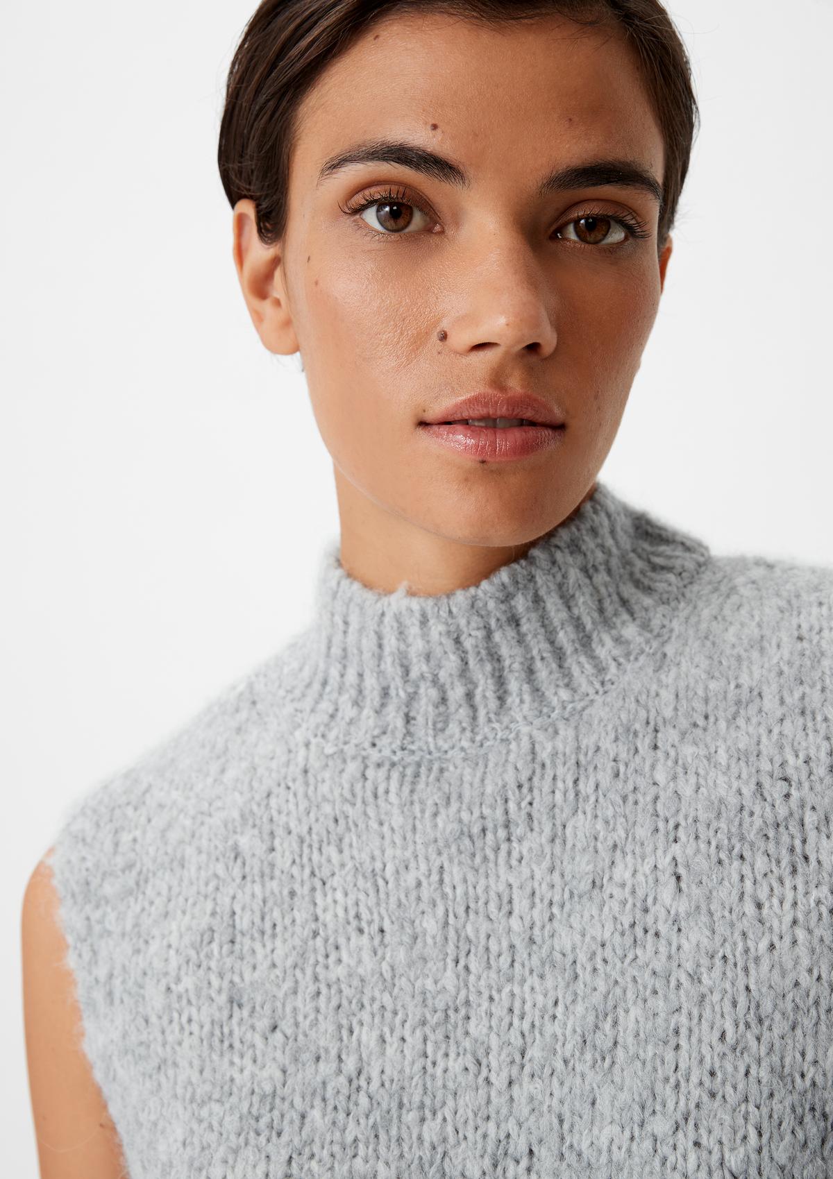 comma Sleeveless knitted jumper