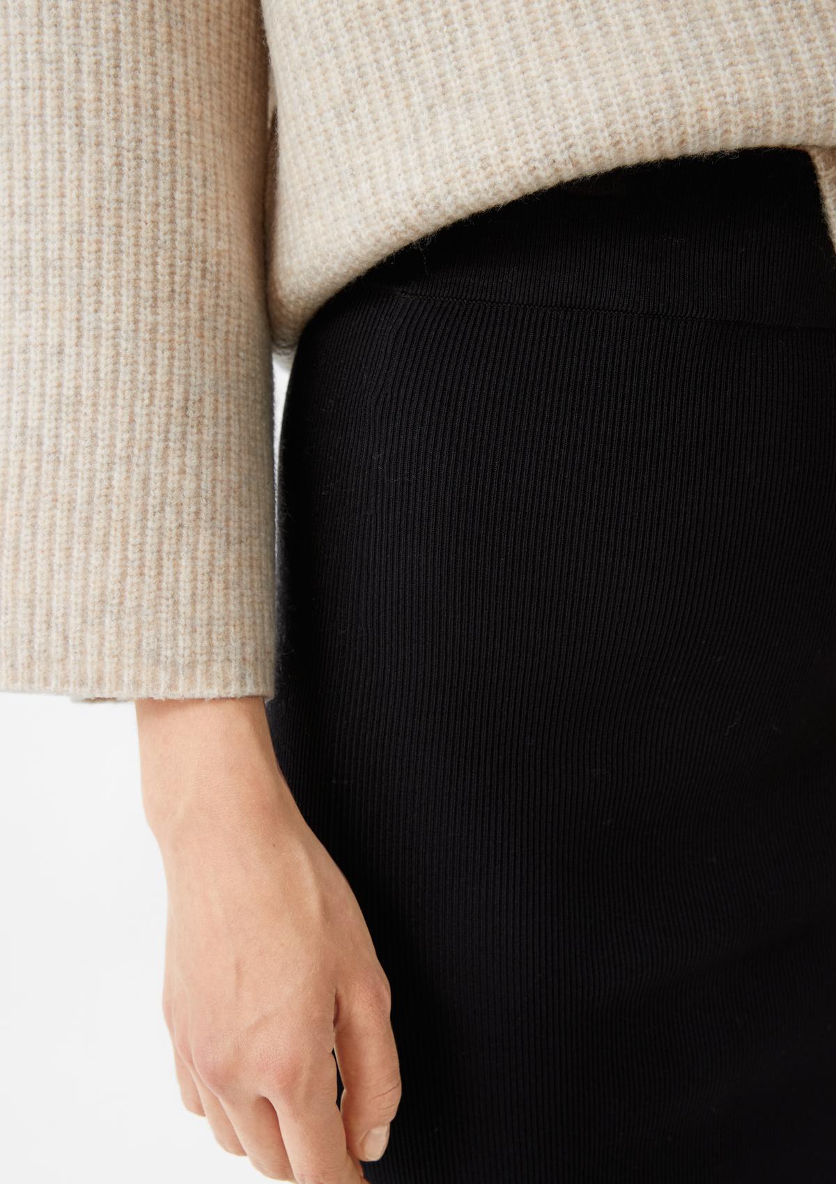 comma Fine knit ribbed skirt
