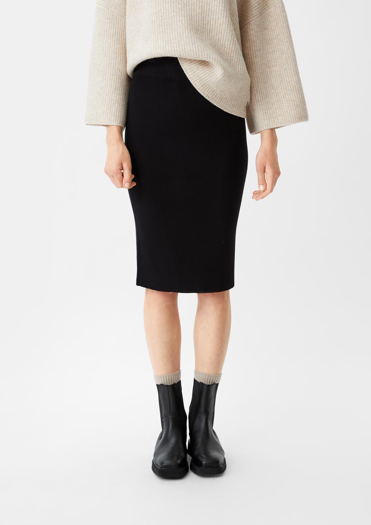 comma Fine knit ribbed skirt