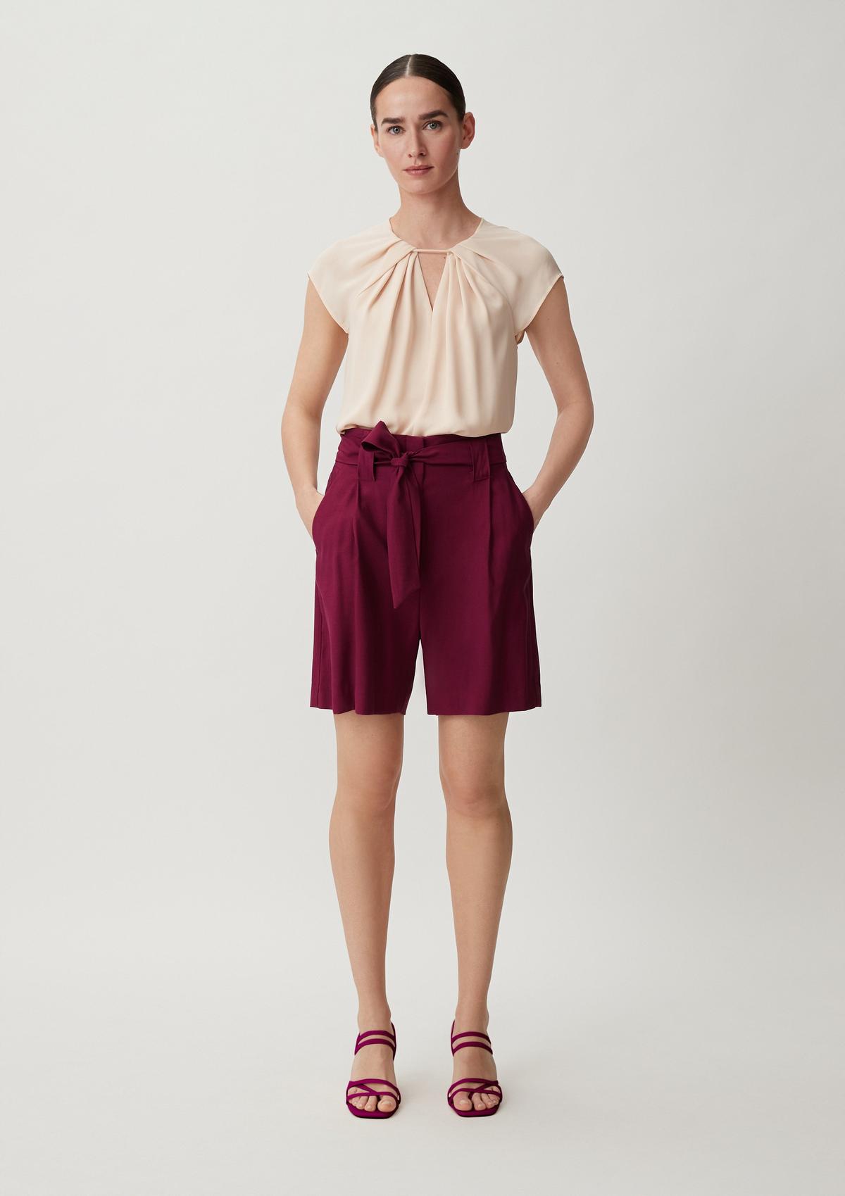 comma Loose fit: shorts with a piqué texture
