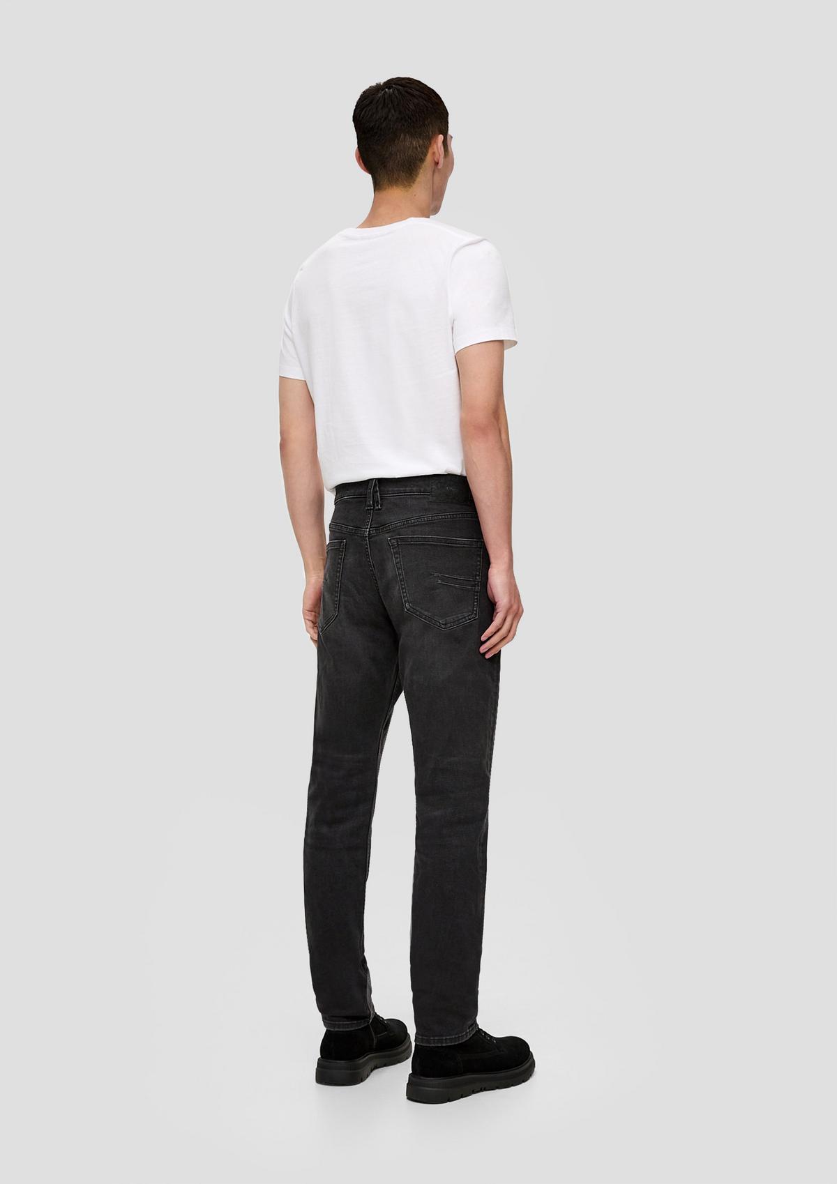 s.Oliver Jeans Mauro / Regular Fit / High Rise / Tapered Leg 