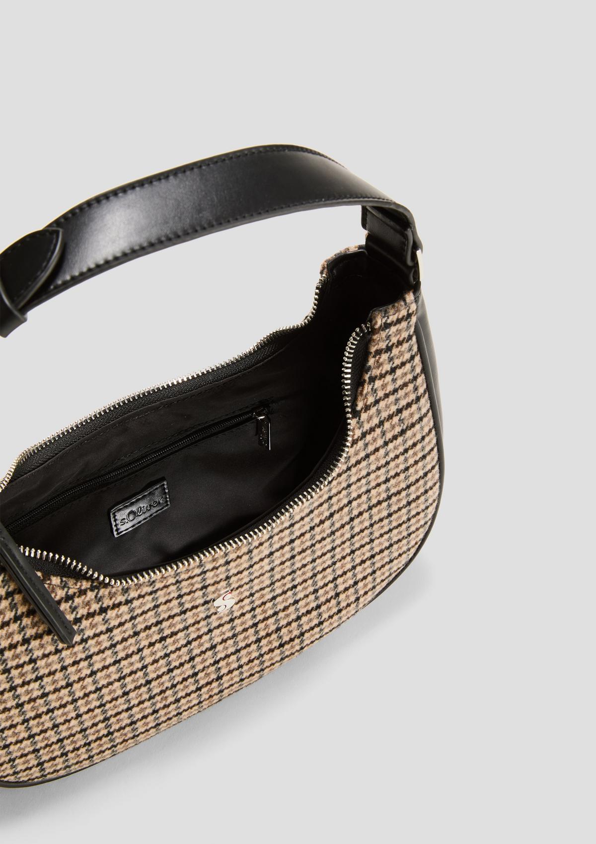 s.Oliver Shoulder bag with adjustable strap