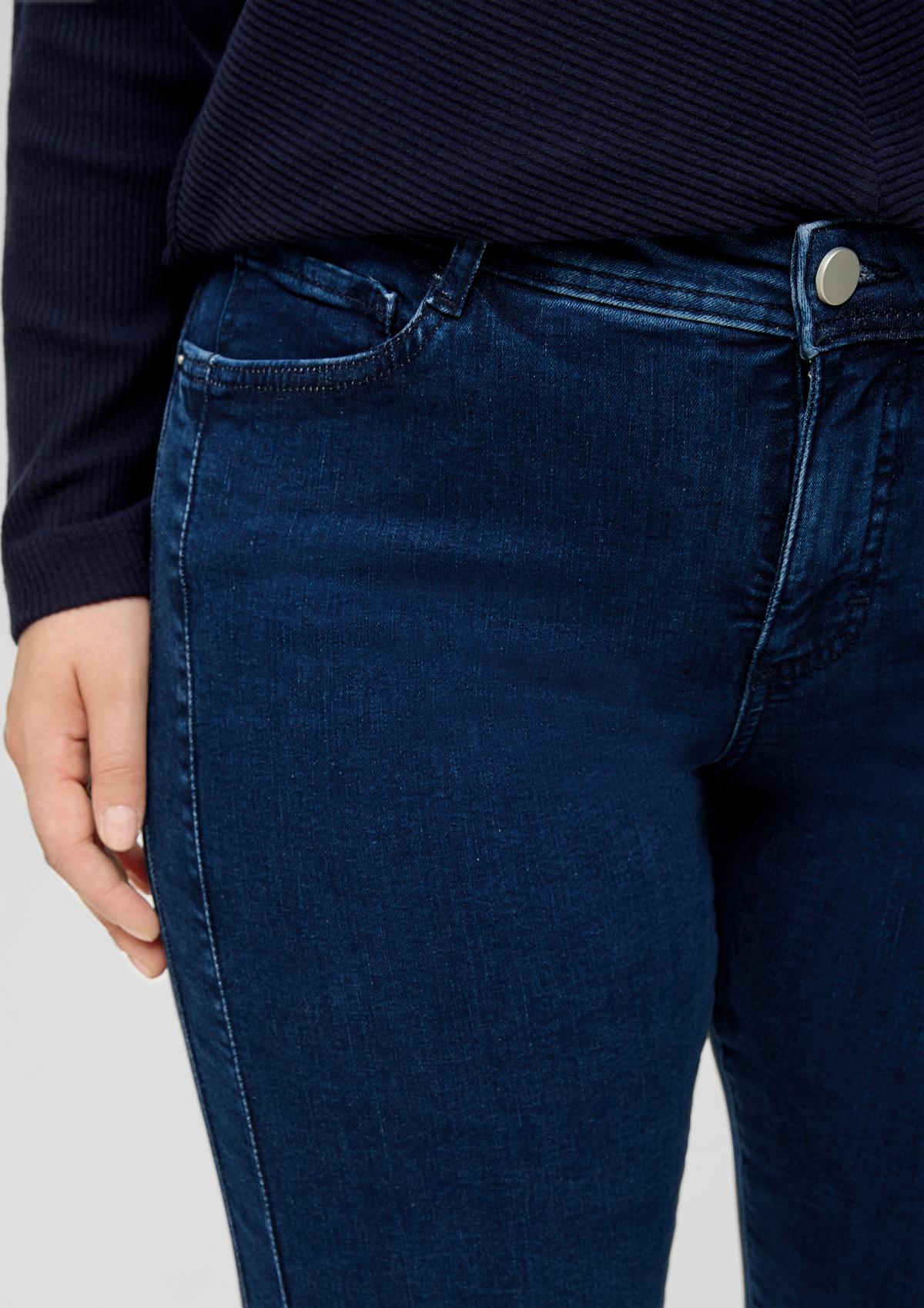 s.Oliver Jeans hlače/kroj Curvy Fit/Mid Rise/ravne hlačnice