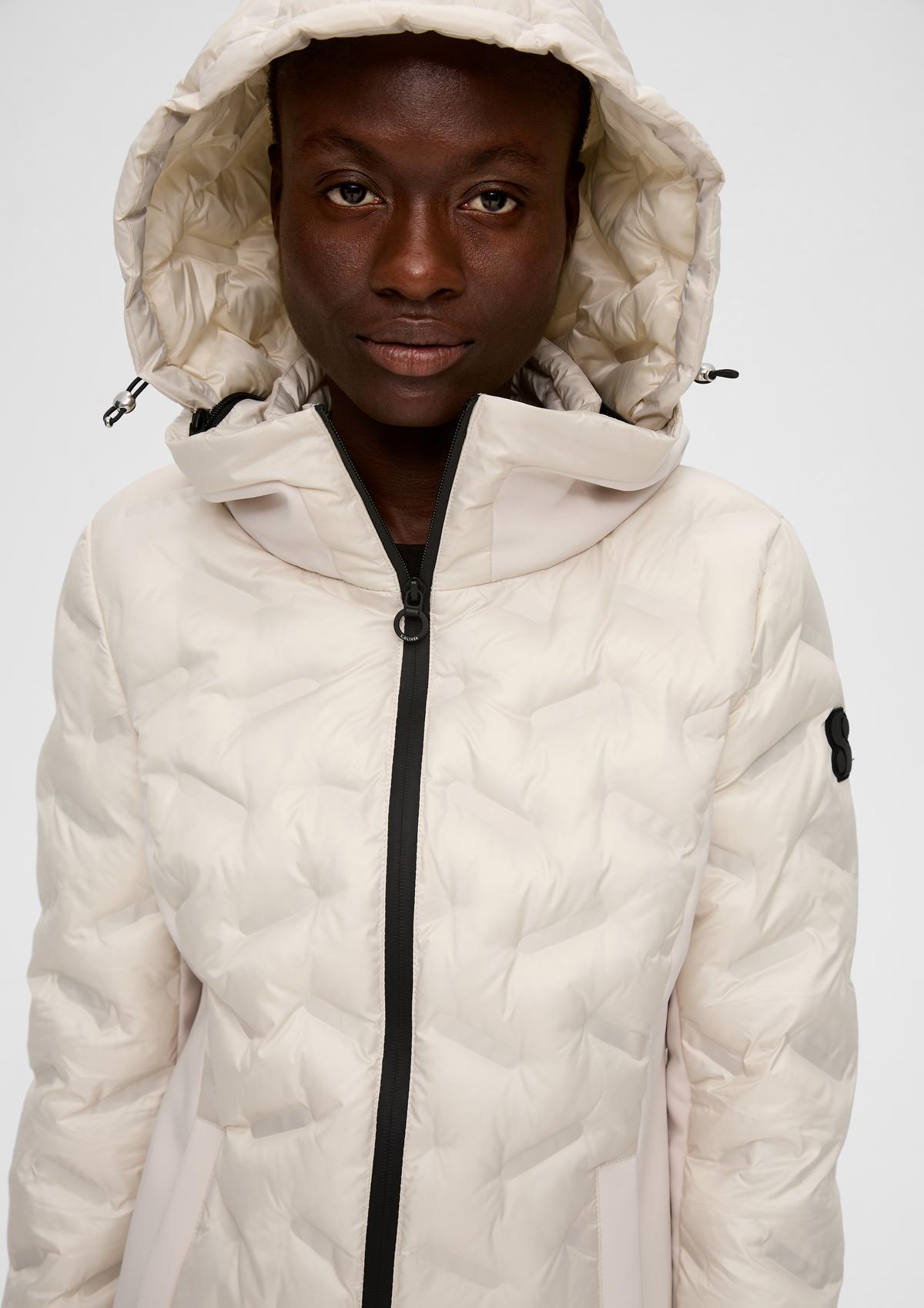 the a collar in offwhite with Coat - hood