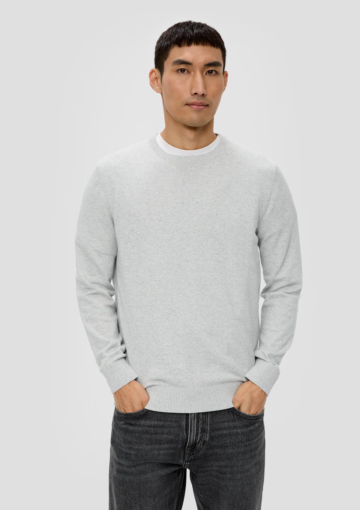 Pletený pulovr z efektní příze