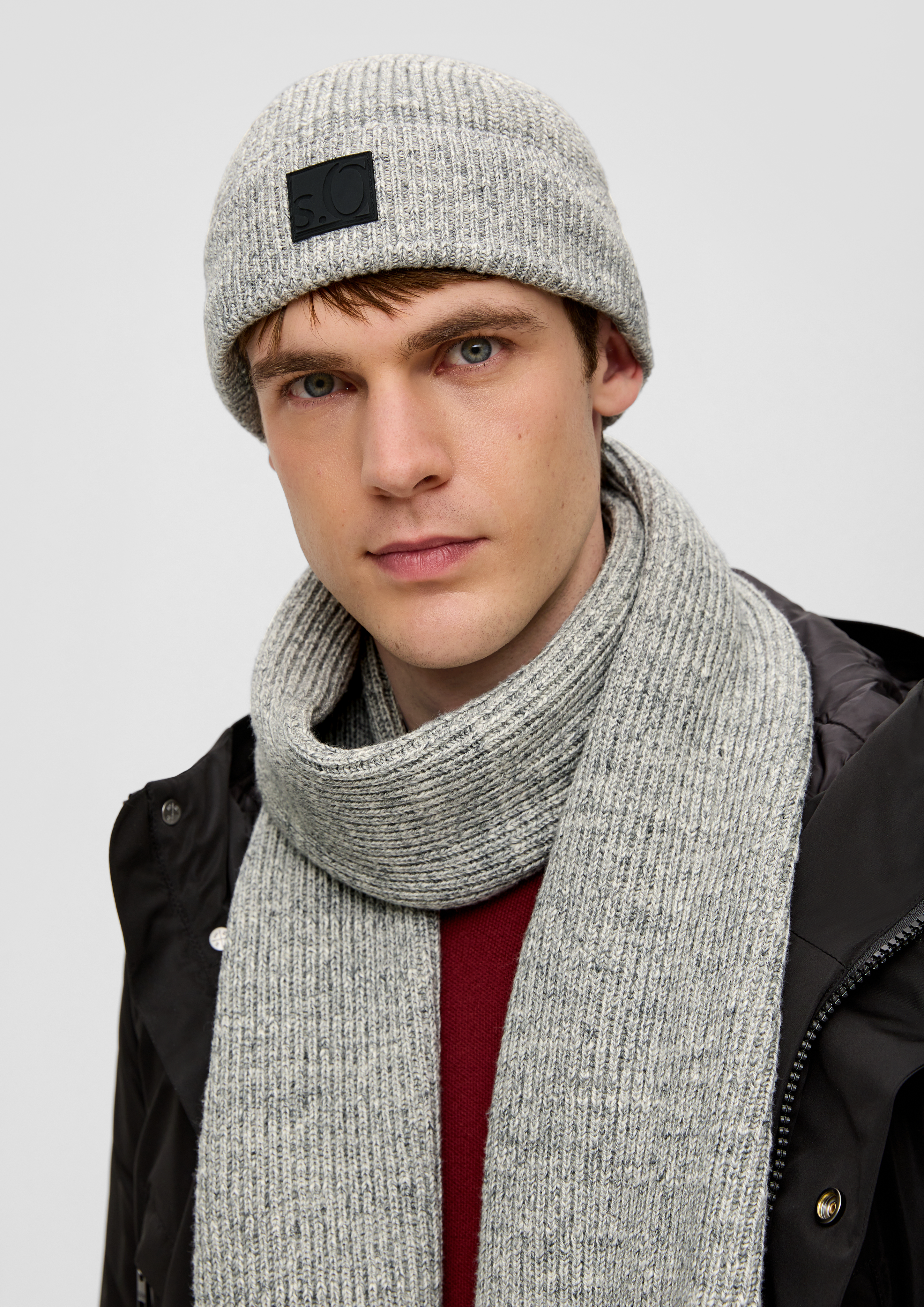 s.Oliver Strickmütze mit Umschlag