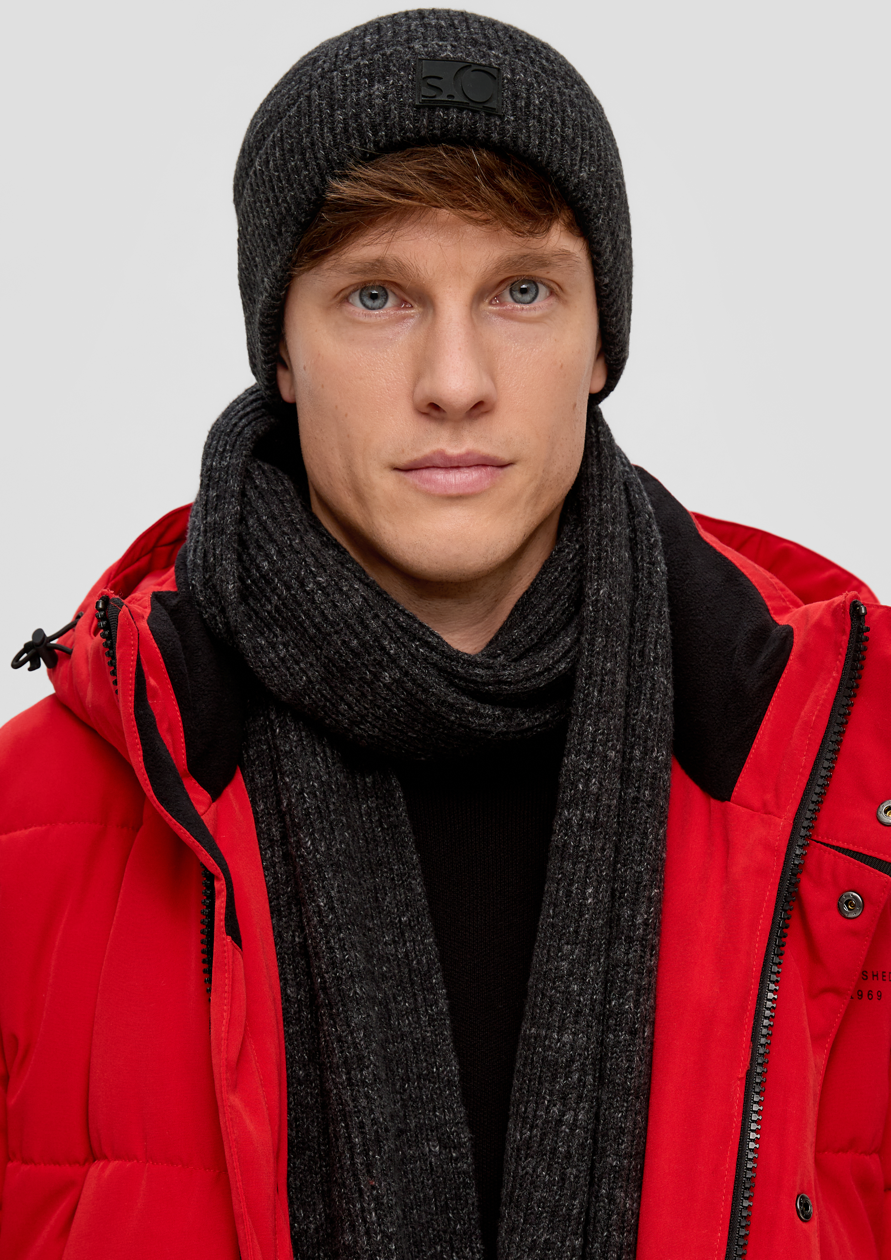 s.Oliver Strickmütze mit Umschlag