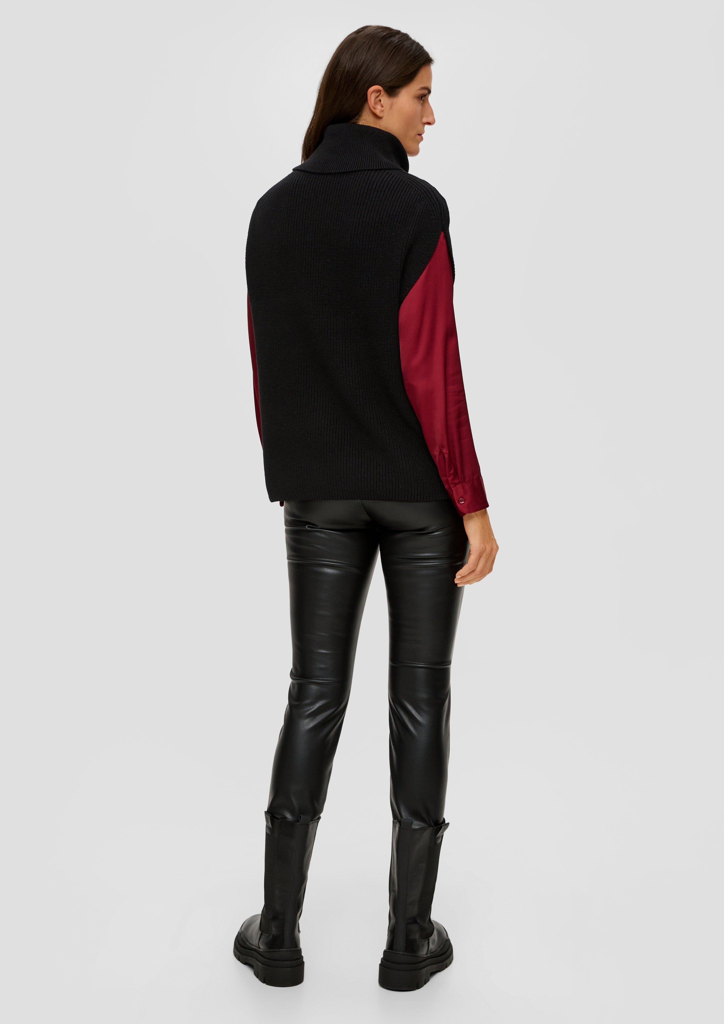 Sleeveless knitted jumper in 