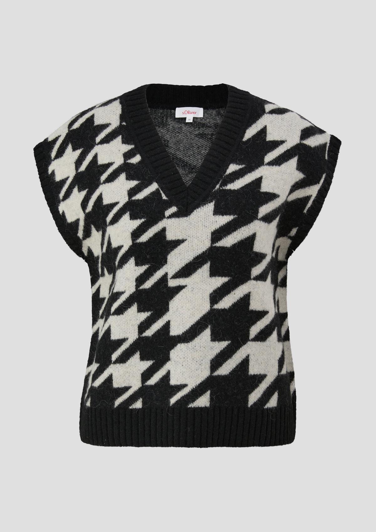 s.Oliver Sleeveless knitted jumper in a wool blend
