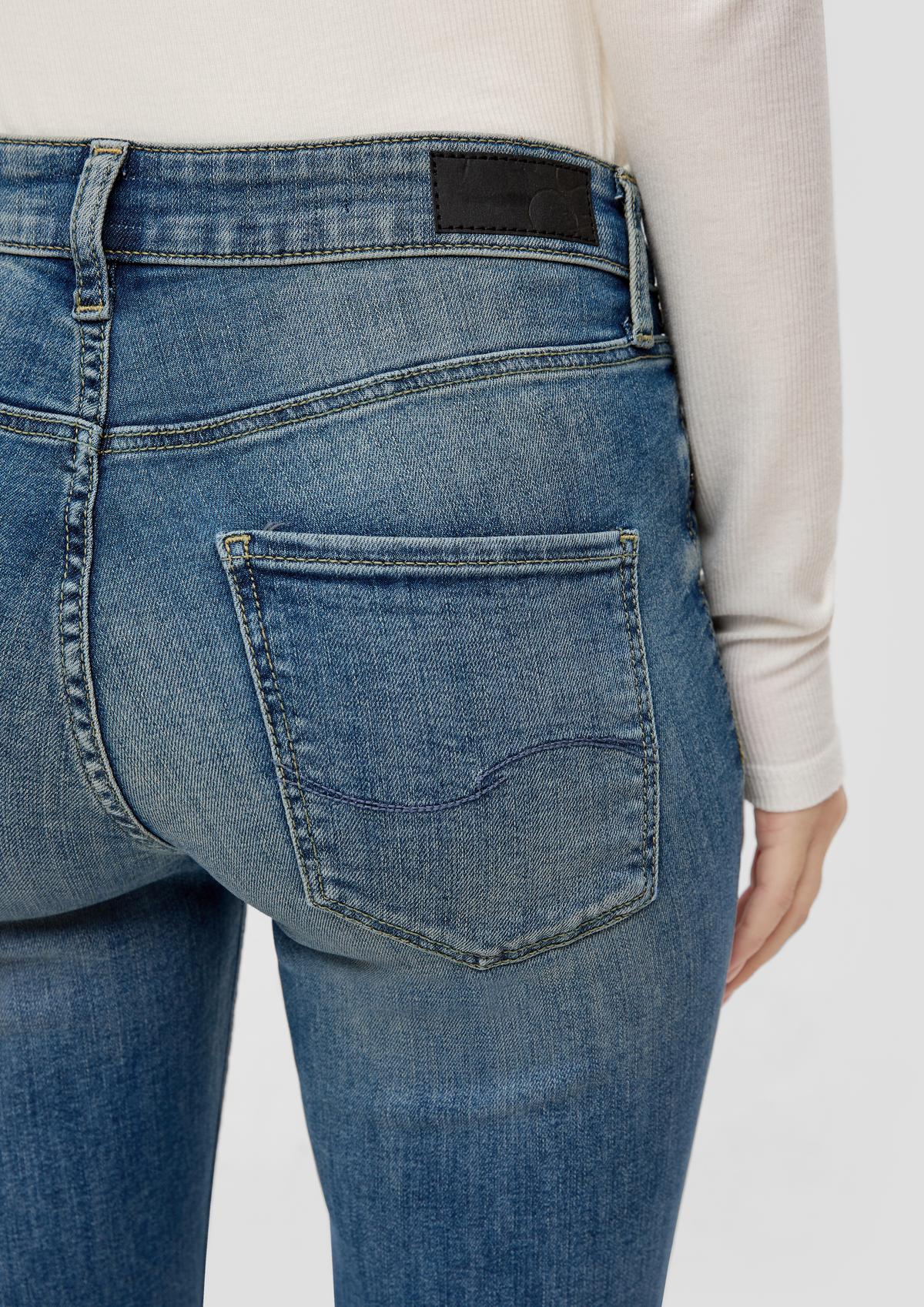 s.Oliver Slim: jeans met slijtageplekken