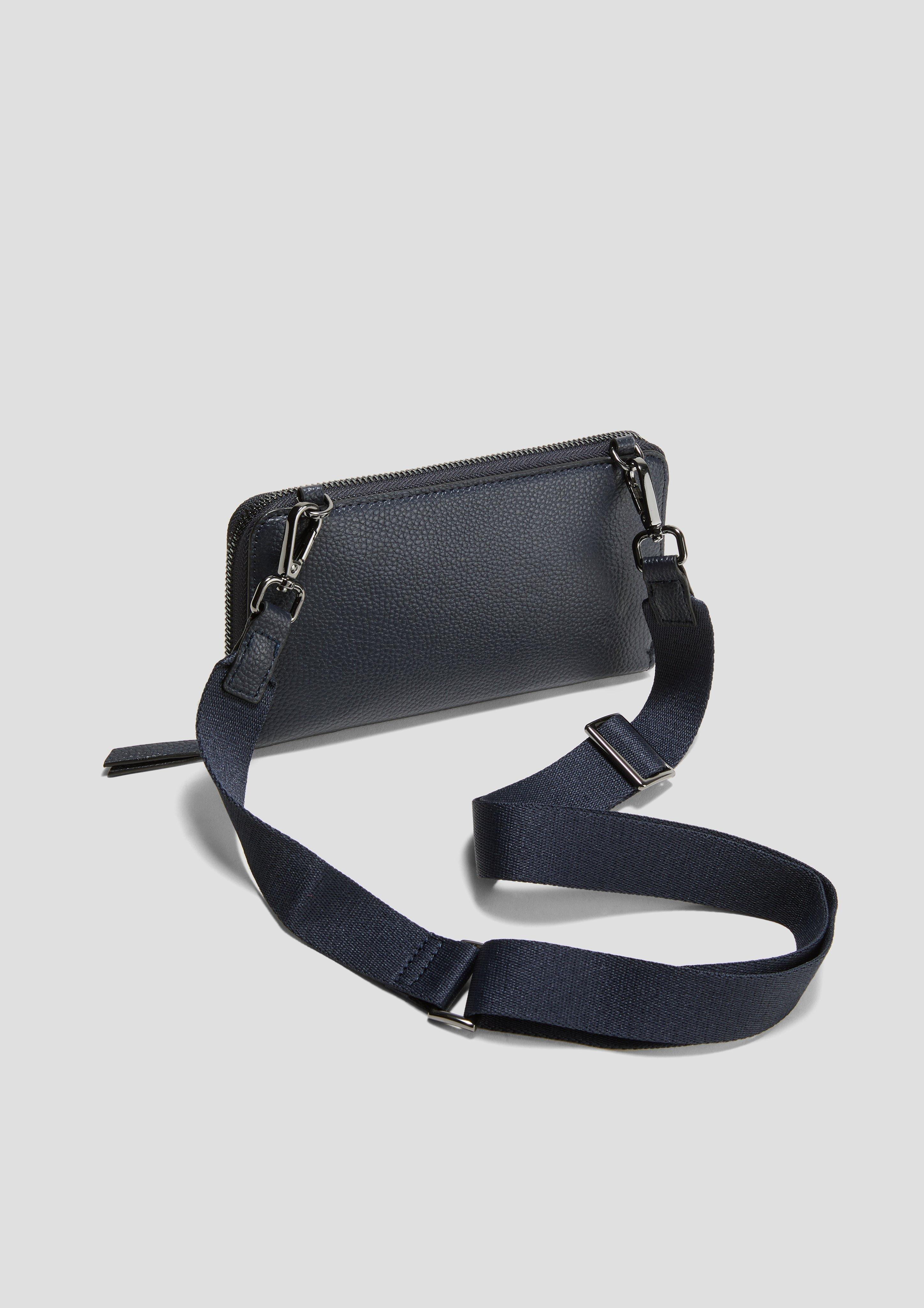 Wallet Bag mit Schultergurt - navy | s.Oliver