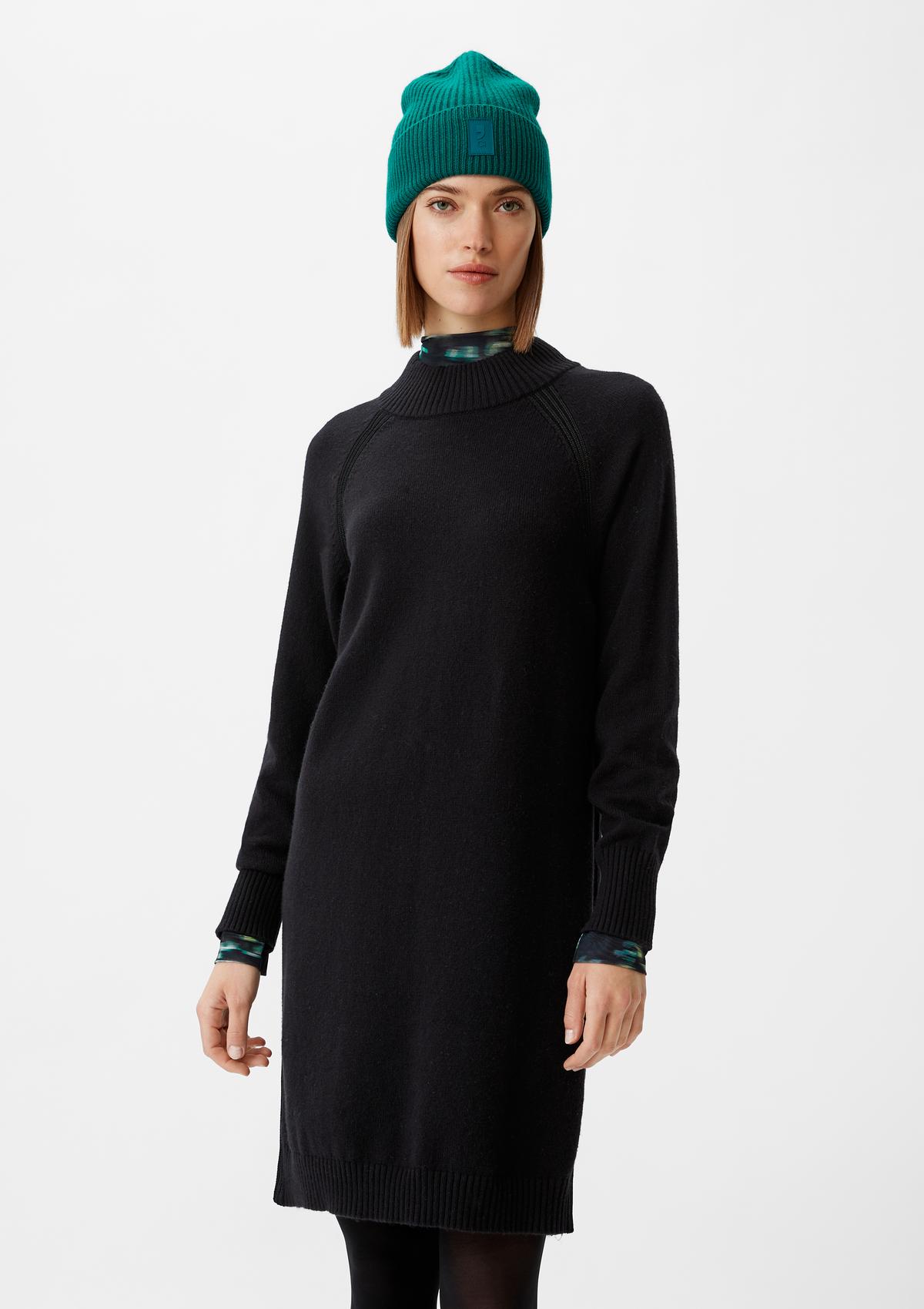 comma Short knitted dress with ribbed trims