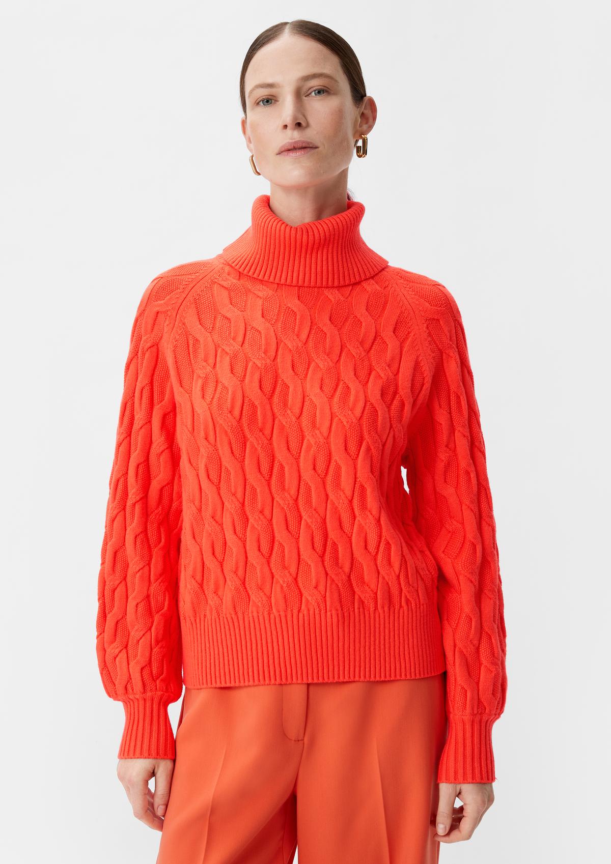 comma Jumper with a knit pattern