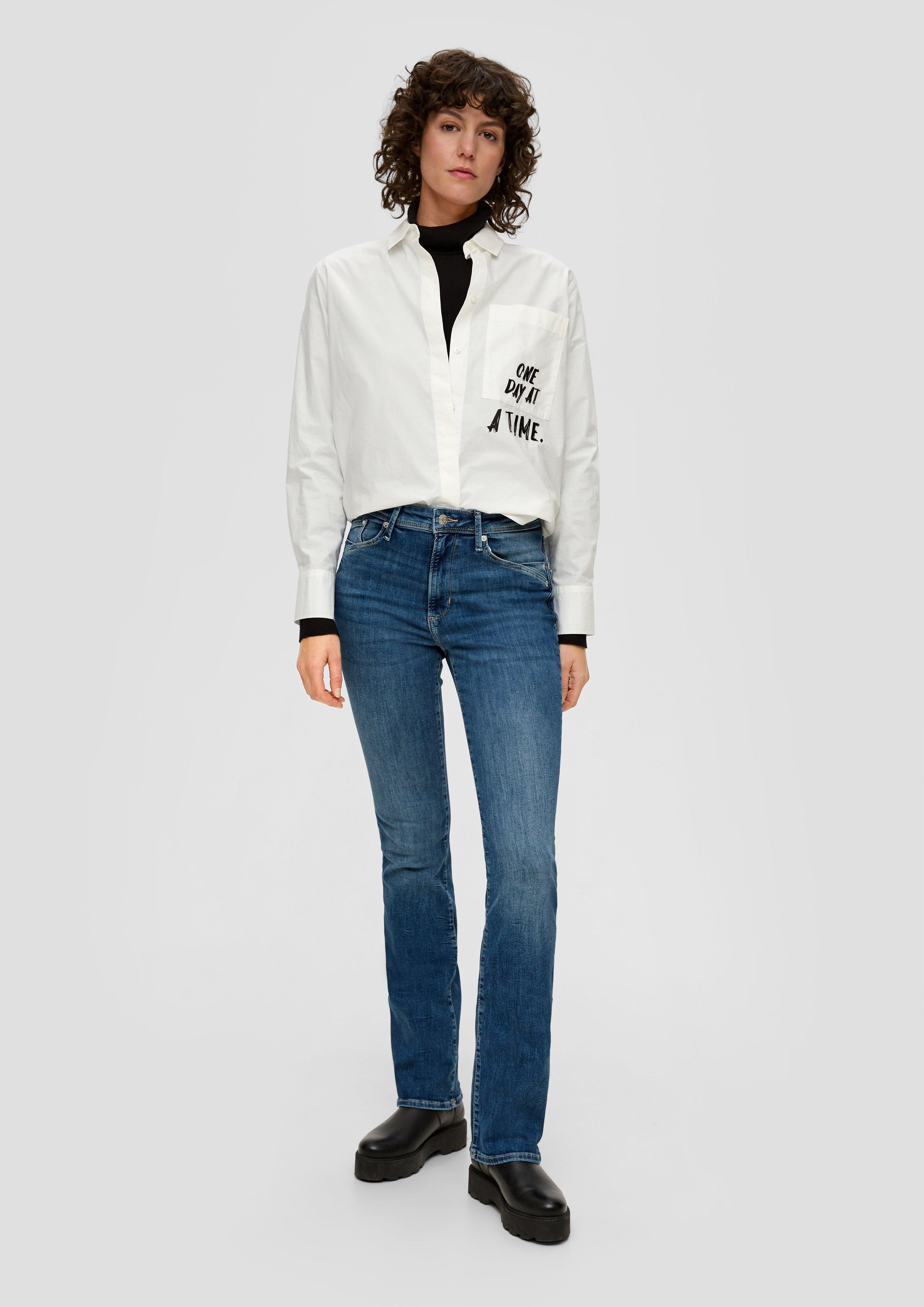 S.Oliver Damen Beverly Jeans – Slim Fit, Bootcut, Mittelhoher Bund, Baumwollstretch