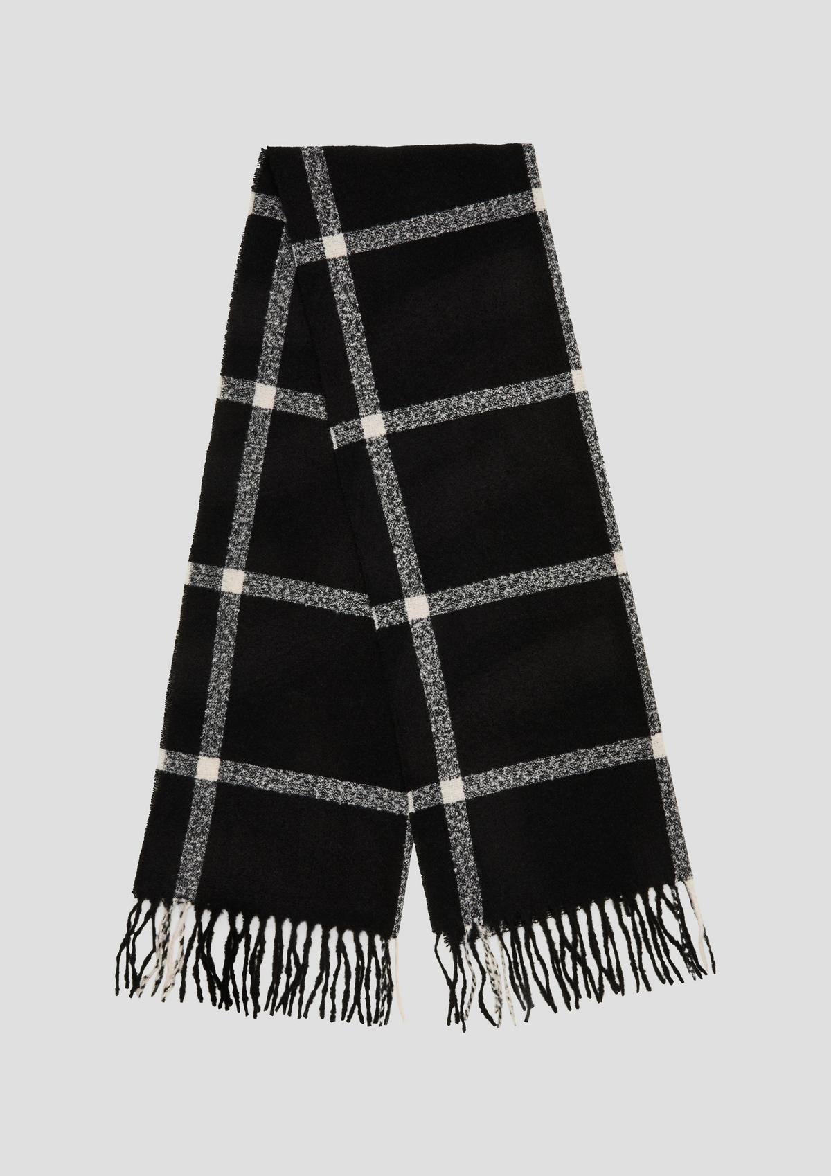 Check scarf with fringing