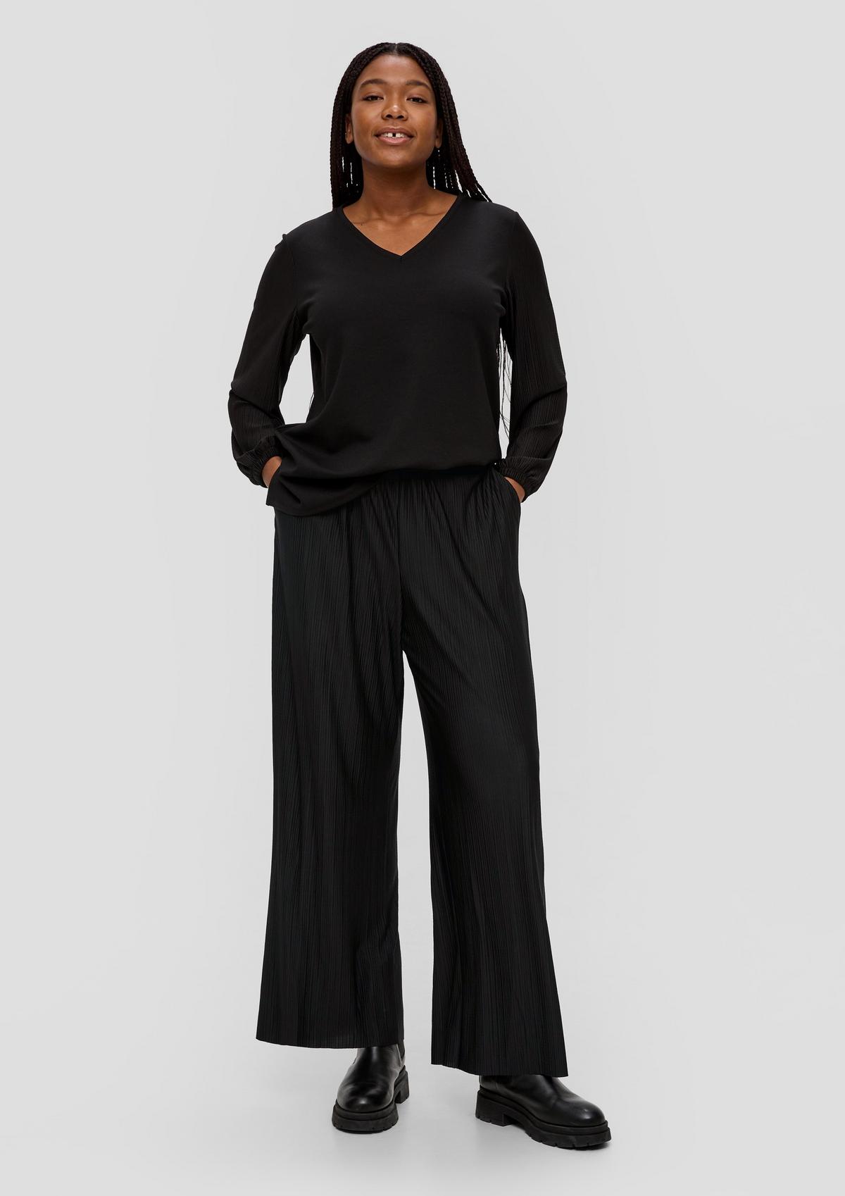 s.Oliver Trousers with pleats