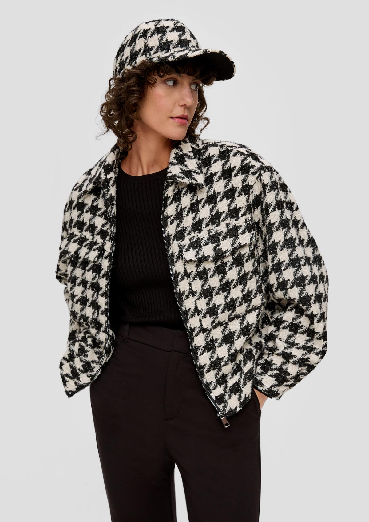s.Oliver Cap with a houndstooth pattern