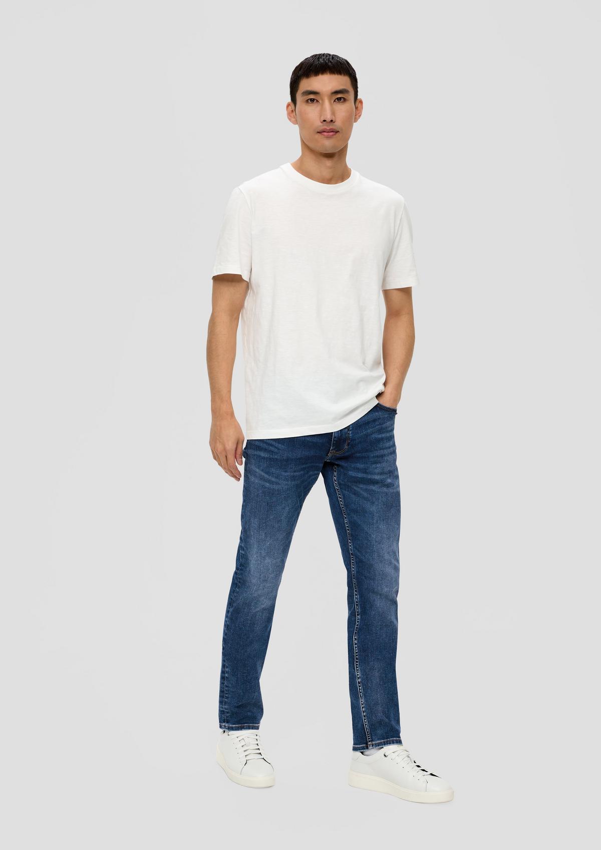 Keith jeans / slim fit / mid rise / straight leg