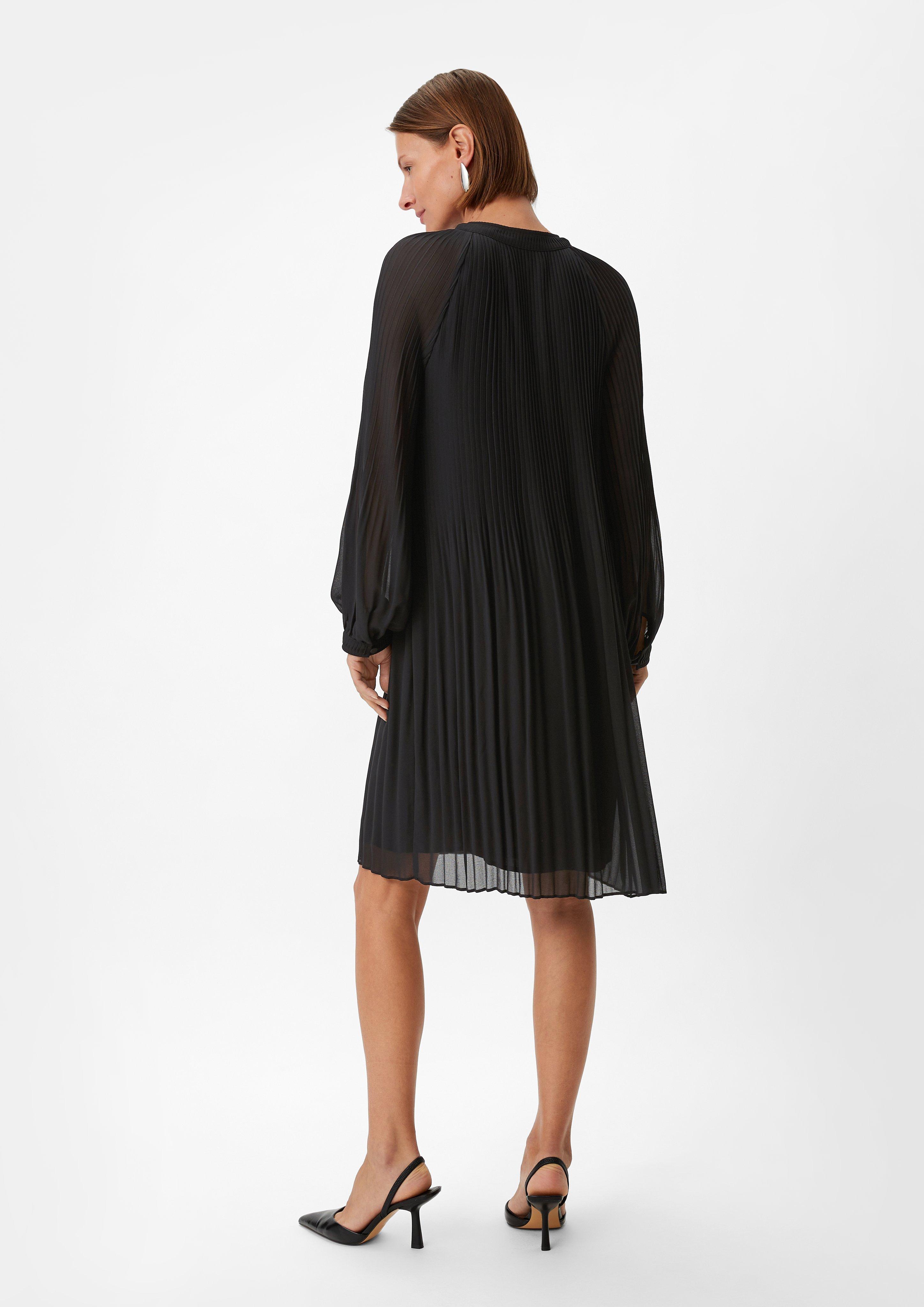 Chiffon dress with plissé pleats - black | Comma Chiffon dress with plissé pleats - black | Comma