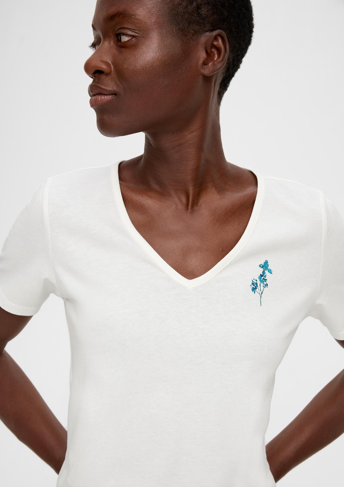 s.Oliver Cotton top with an embroidered detail