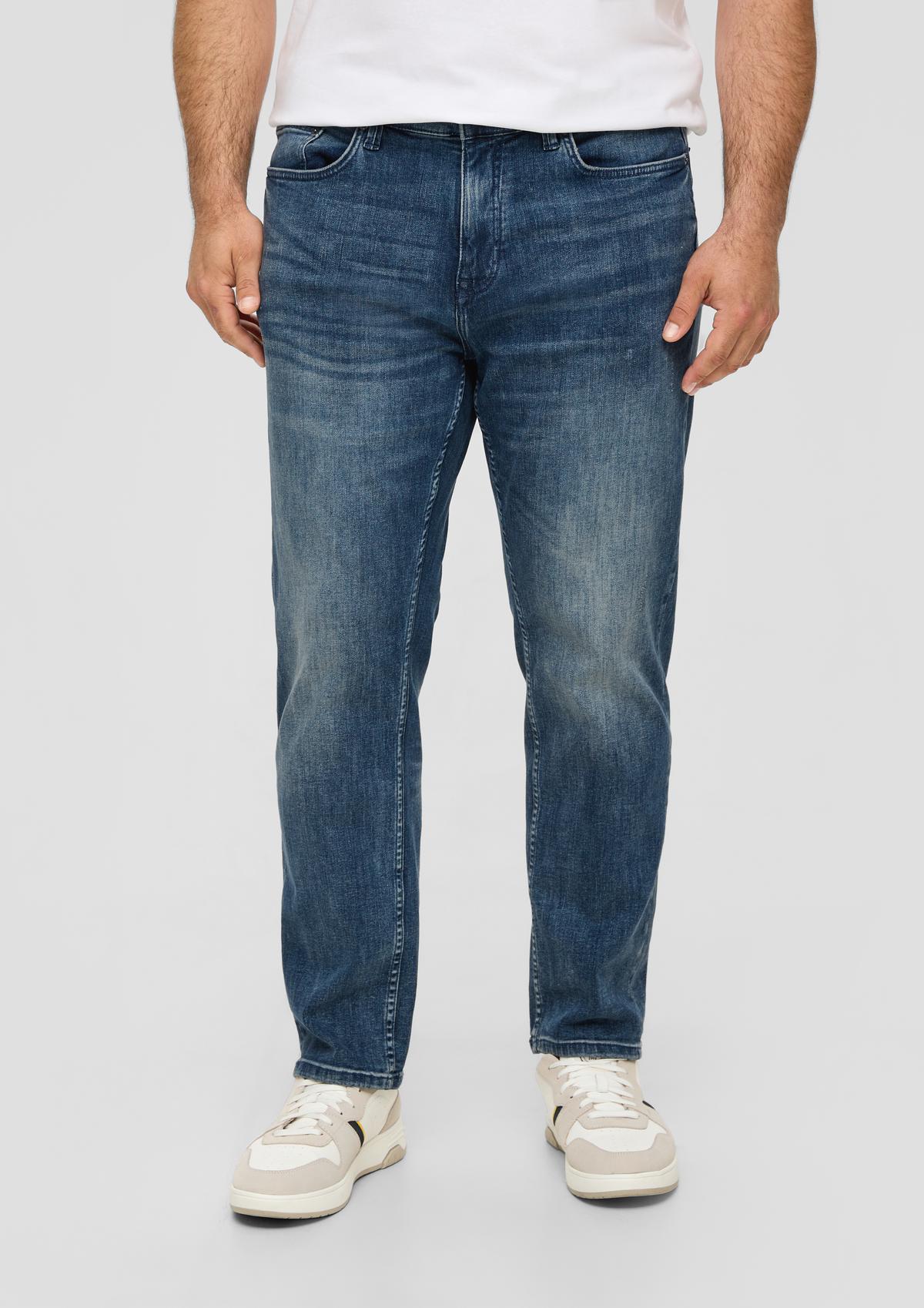 Jean Casby / Relaxed Fit / Straight Leg