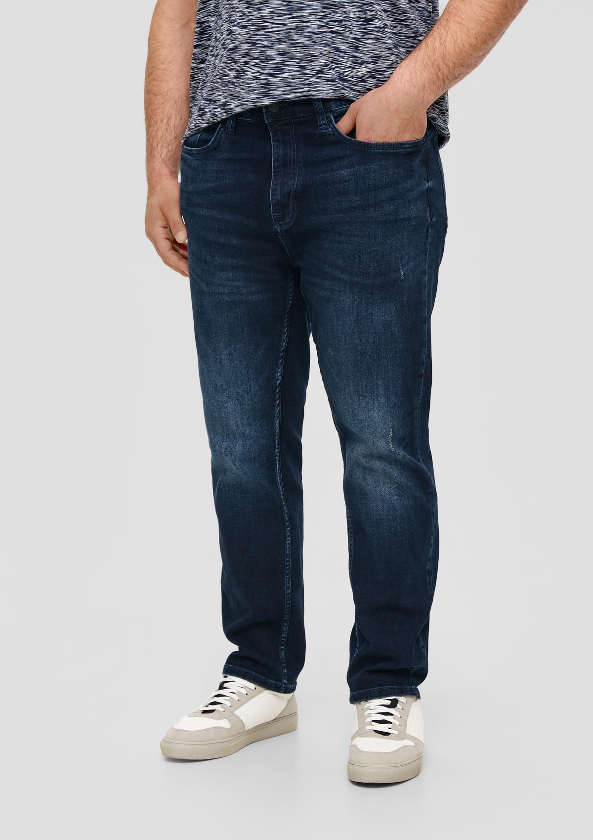 Casby jeans / relaxed fit / mid rise / straight leg