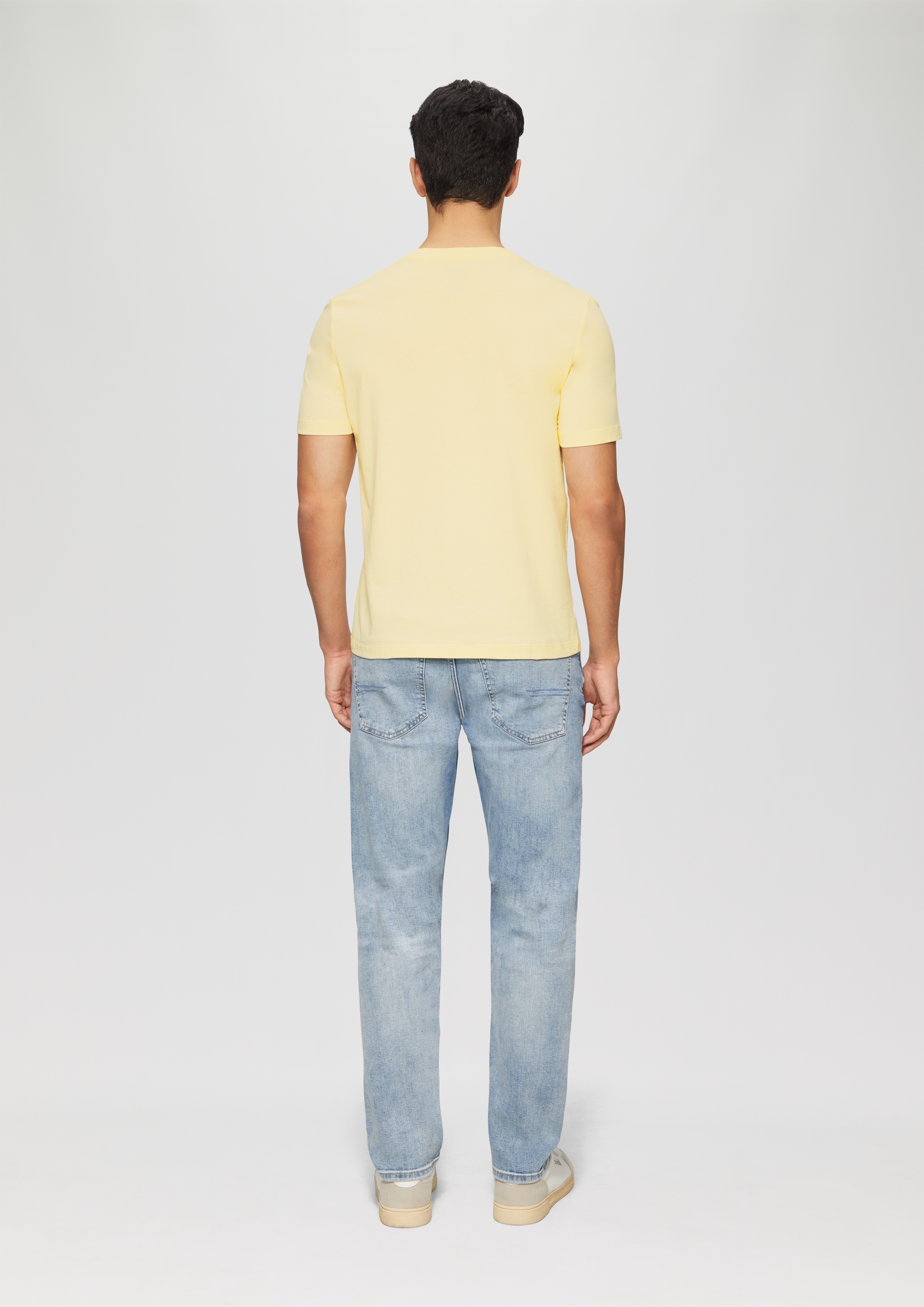 T-Shirt in 12D1, 99D1, 95D1, 95D2, 01D1, 59D1, 79D1, 65D1, 35D1, 62D1, 84D1, 60D2, 75D1, 34D1, 61D1, 66D1 & 89D1