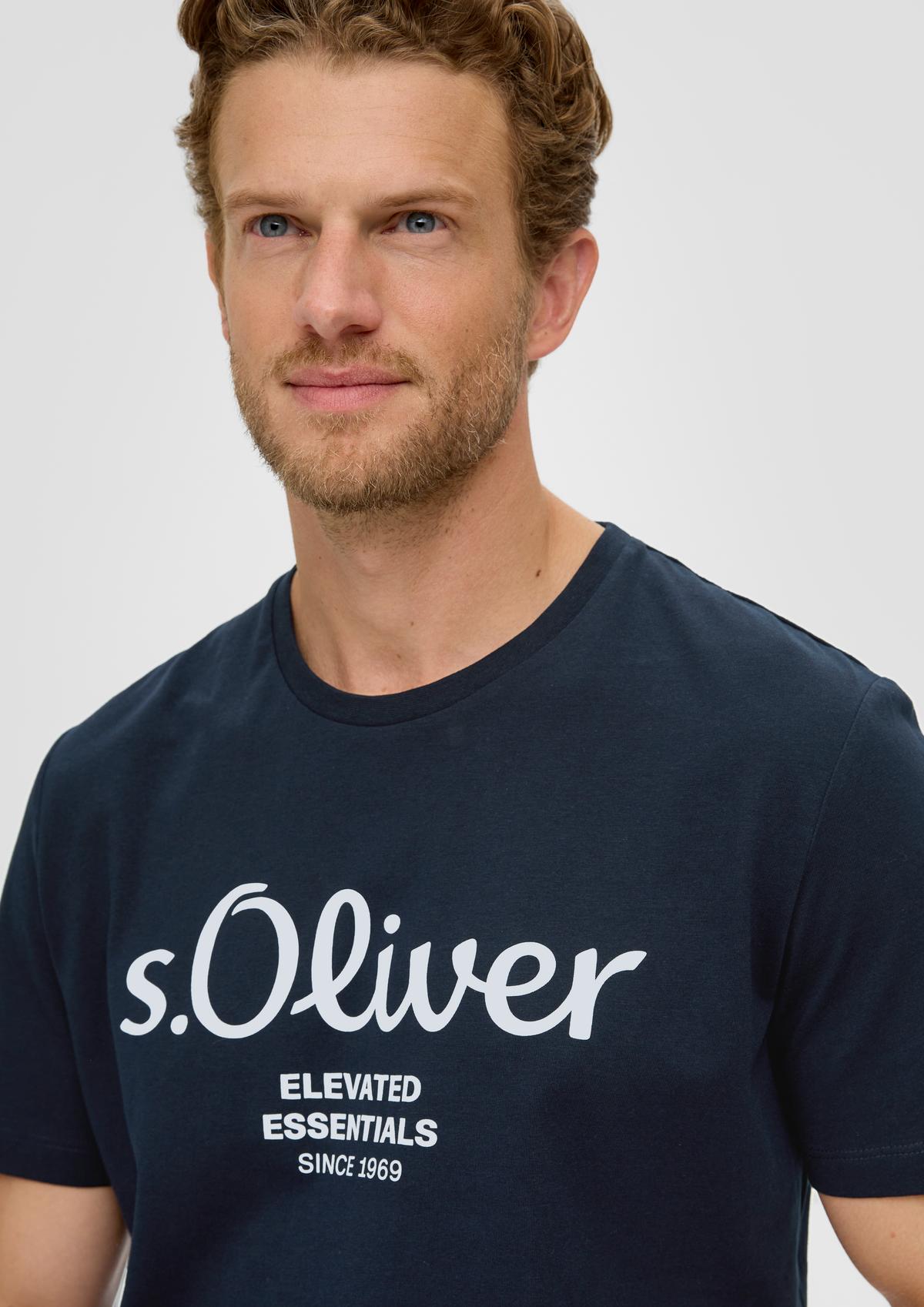 s.Oliver T-shirt with a logo print