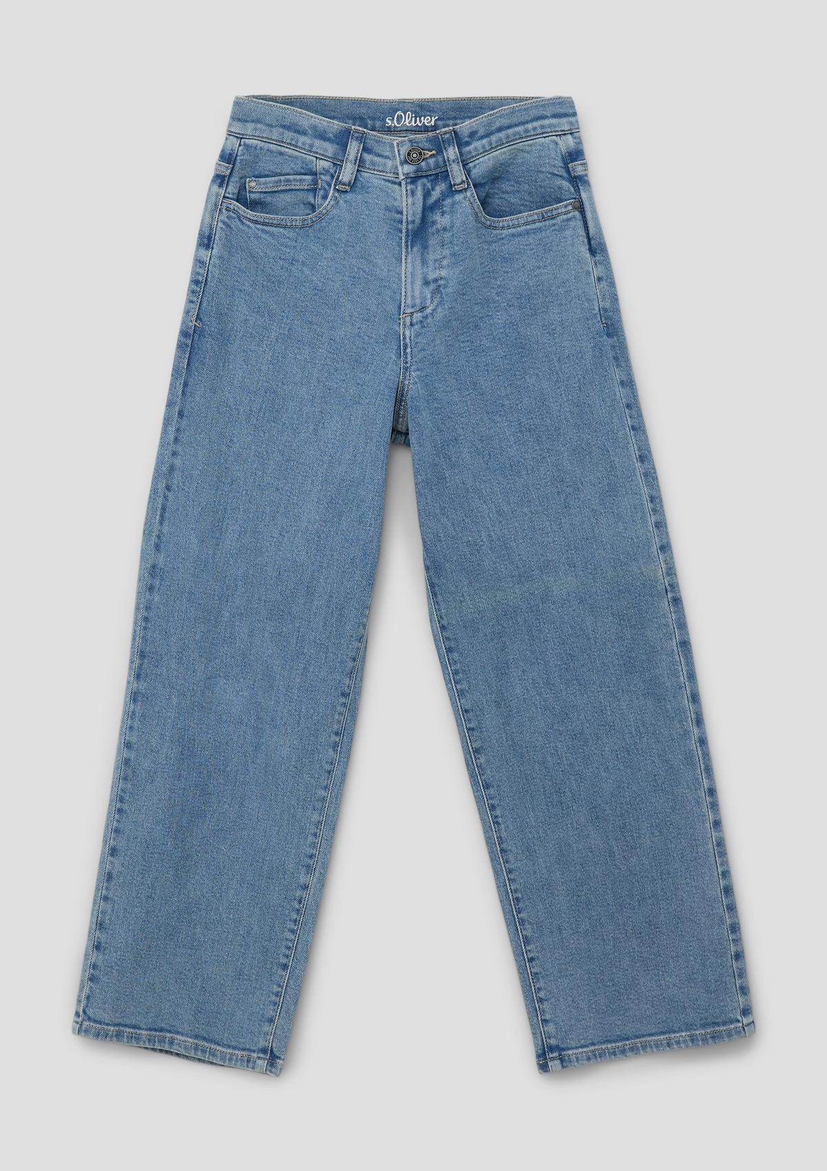 Jeans / regular fit / mid rise / semi wide leg
