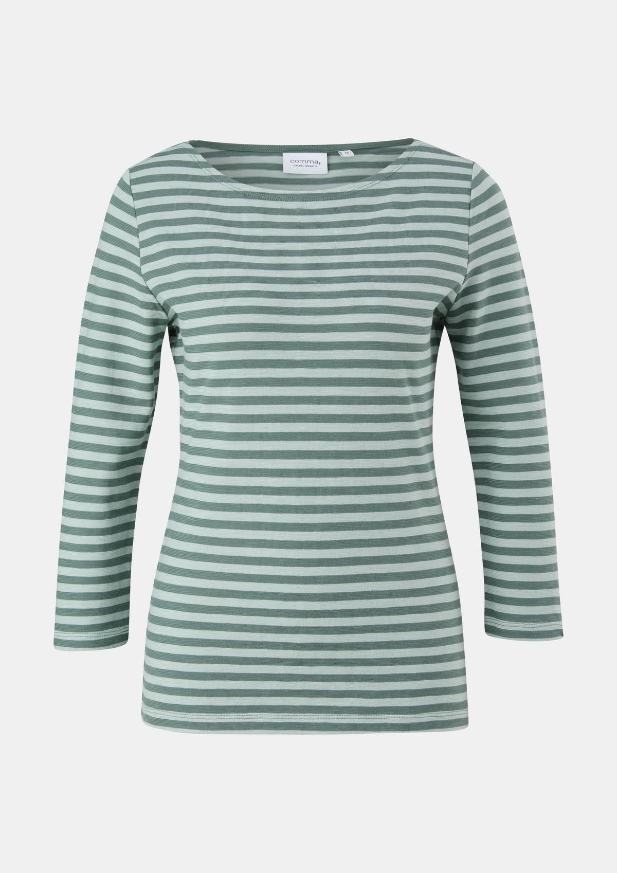 comma Striped top with 3/4-length sleeves