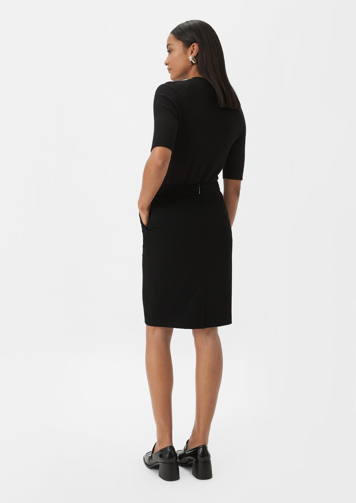 comma Skirt with side slits