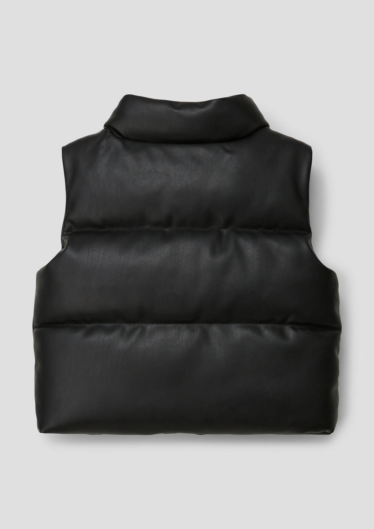s.Oliver Cropped quilted body warmer