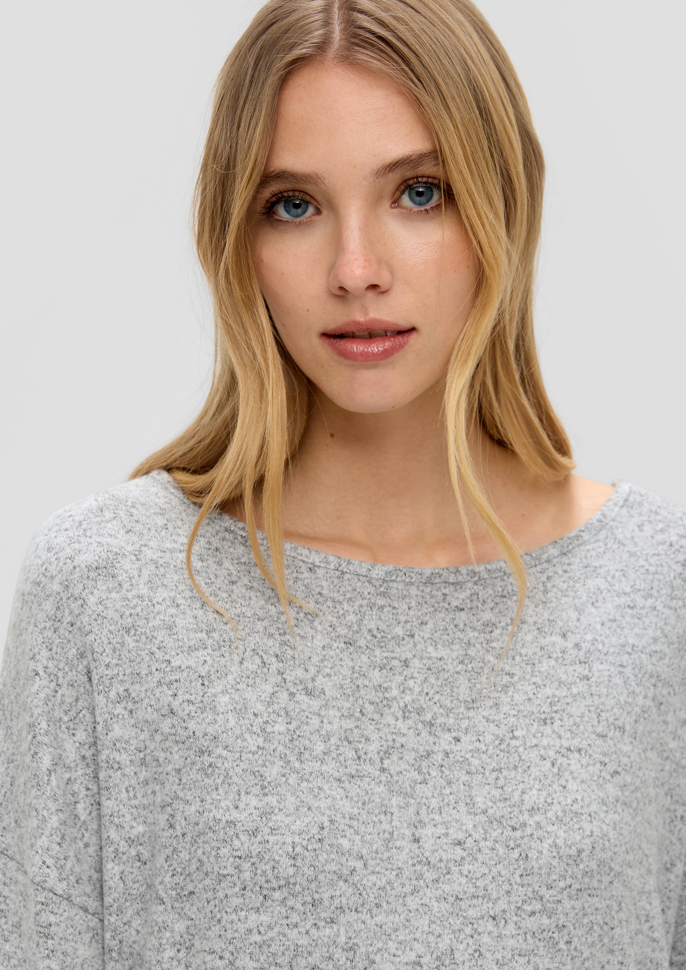 T-Shirt in 9400 & 99W0