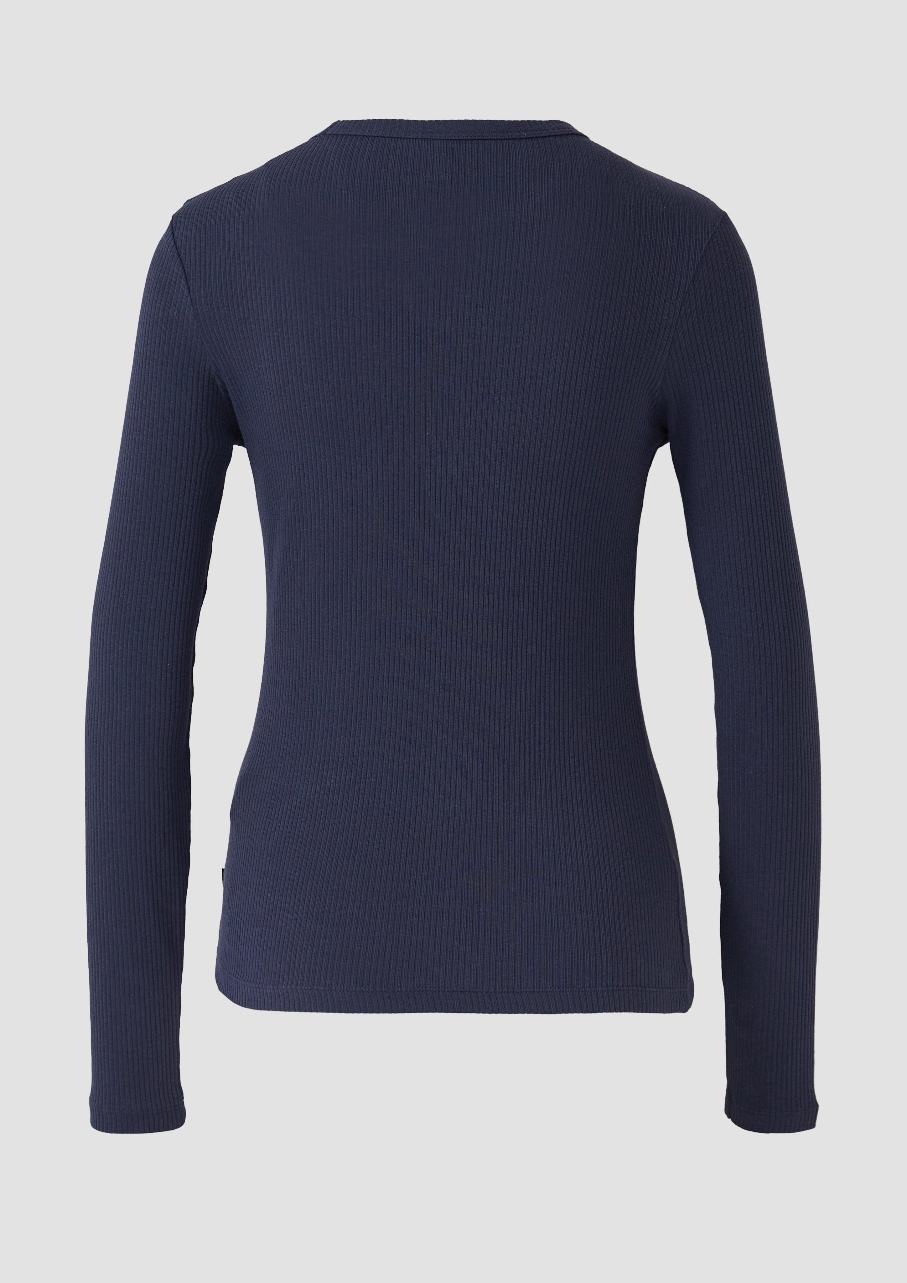 Shirt in 5832, 9999, 0200, 7219, 6215, 9859 & 7504