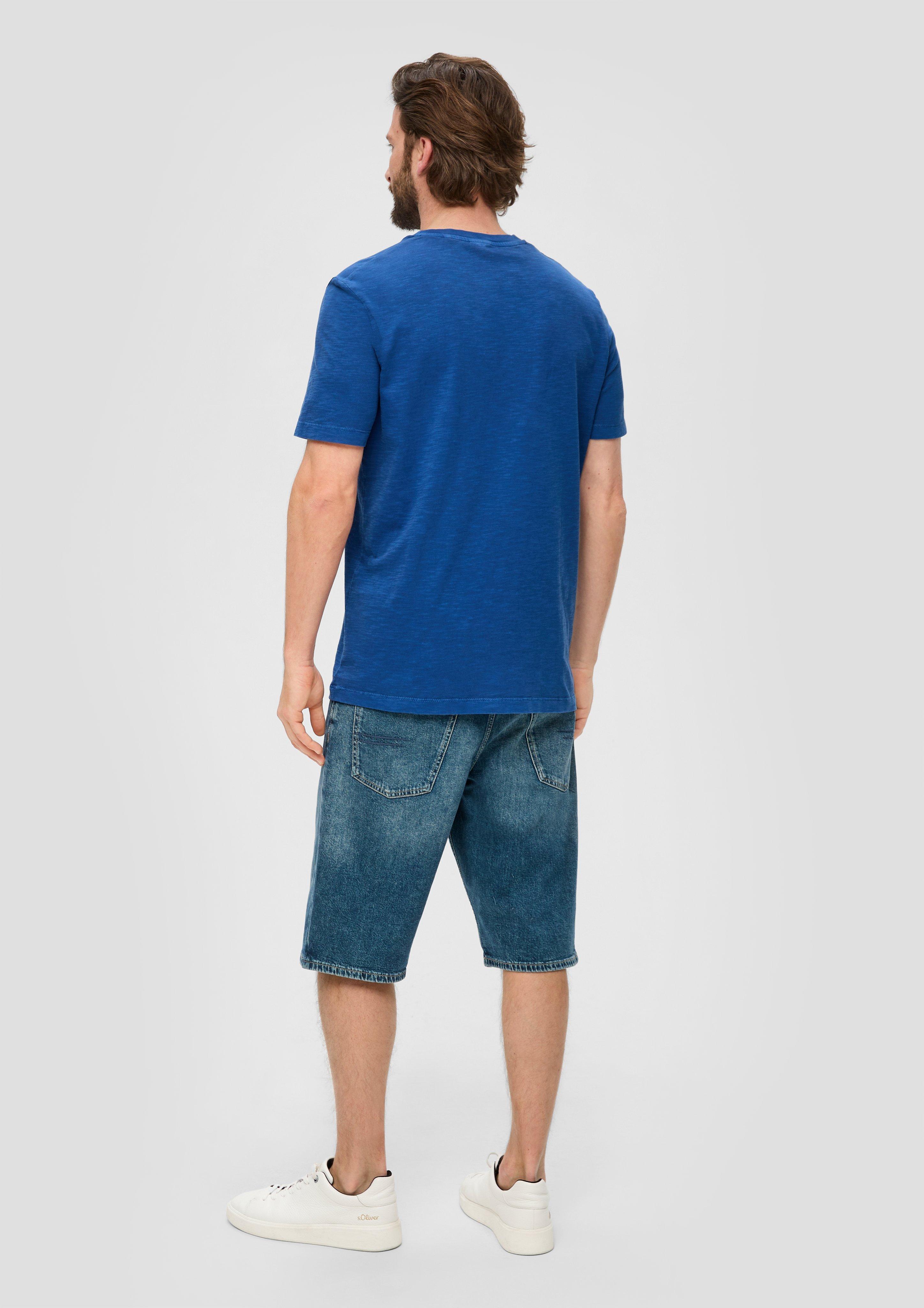 T-shirt in 56D1 & 25D1