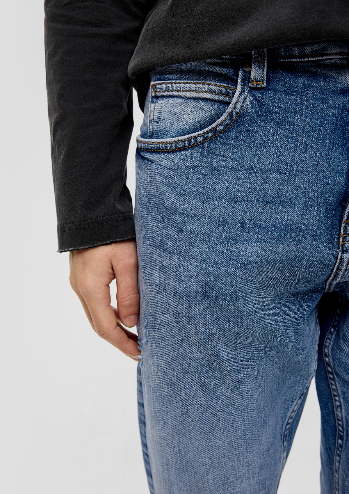 s.Oliver Jeans hlače Shawn/kroj Regular Fit/Mid Rise/ozke hlačnice