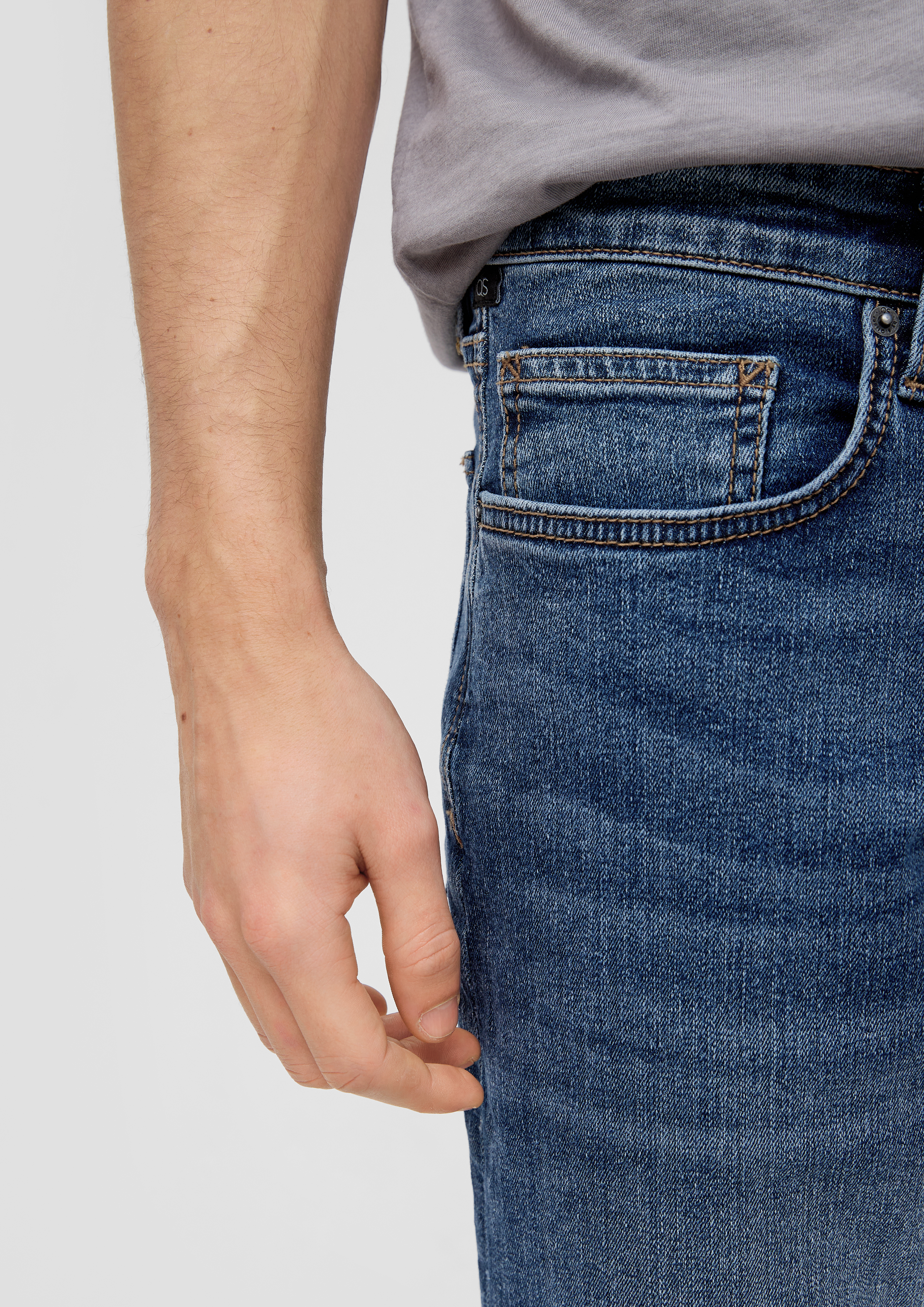 Jeans in 57Z6, 54Z4 & 92Z3