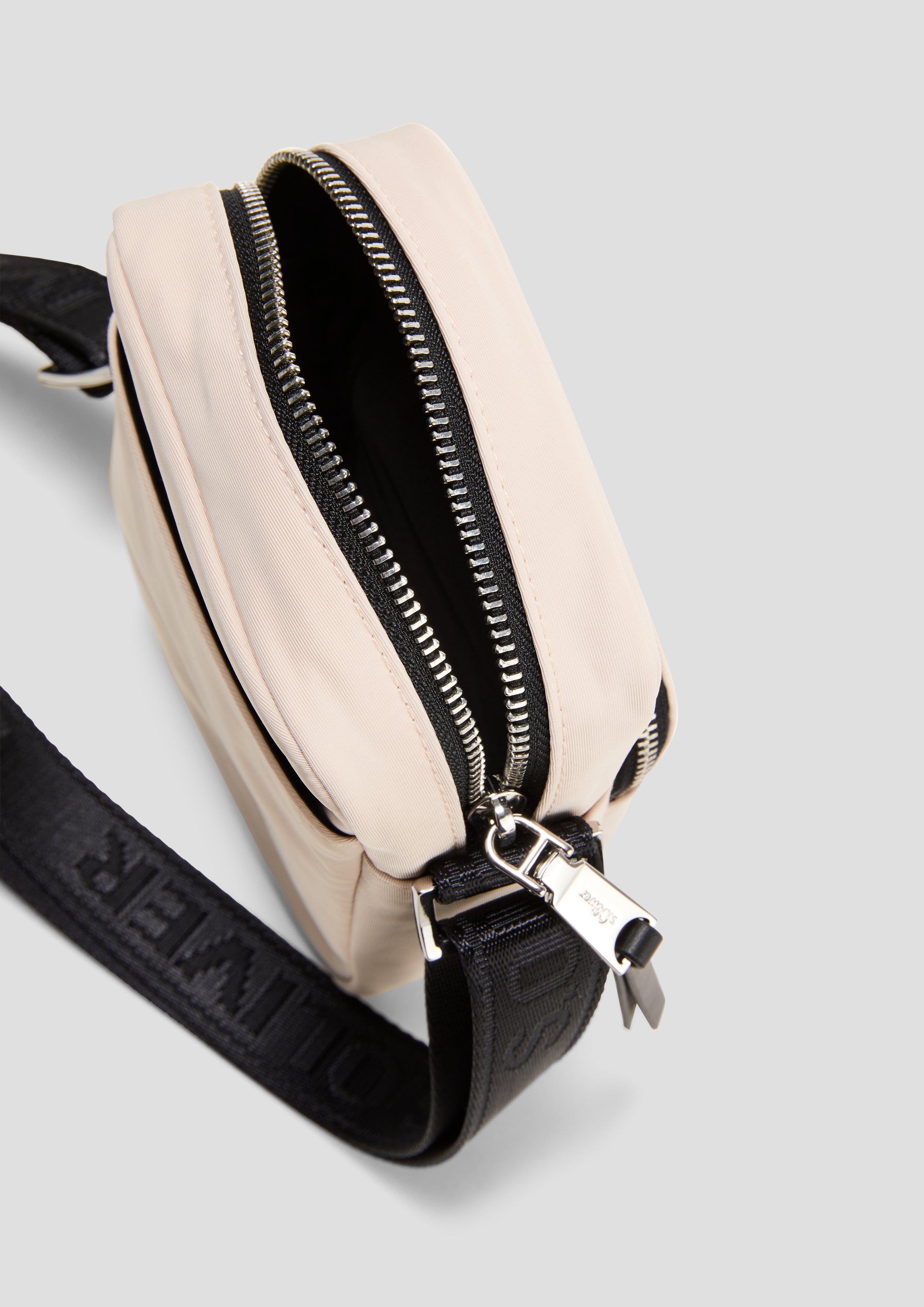 s.Oliver Handytasche mit Reißverschlusstaschen