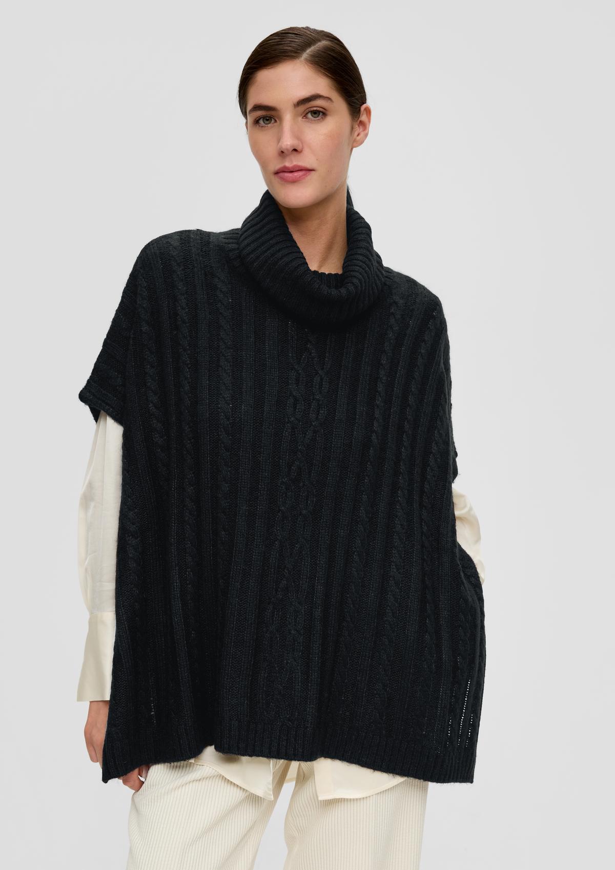 s.Oliver Oversized knitted poncho in blended wool