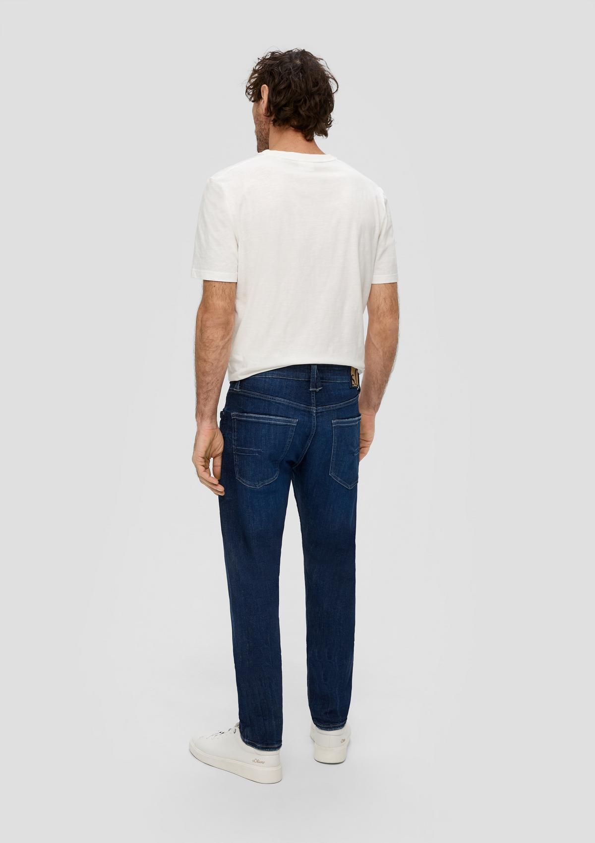 s.Oliver Coupe Regular Fit / Taille haute / Tapered Leg