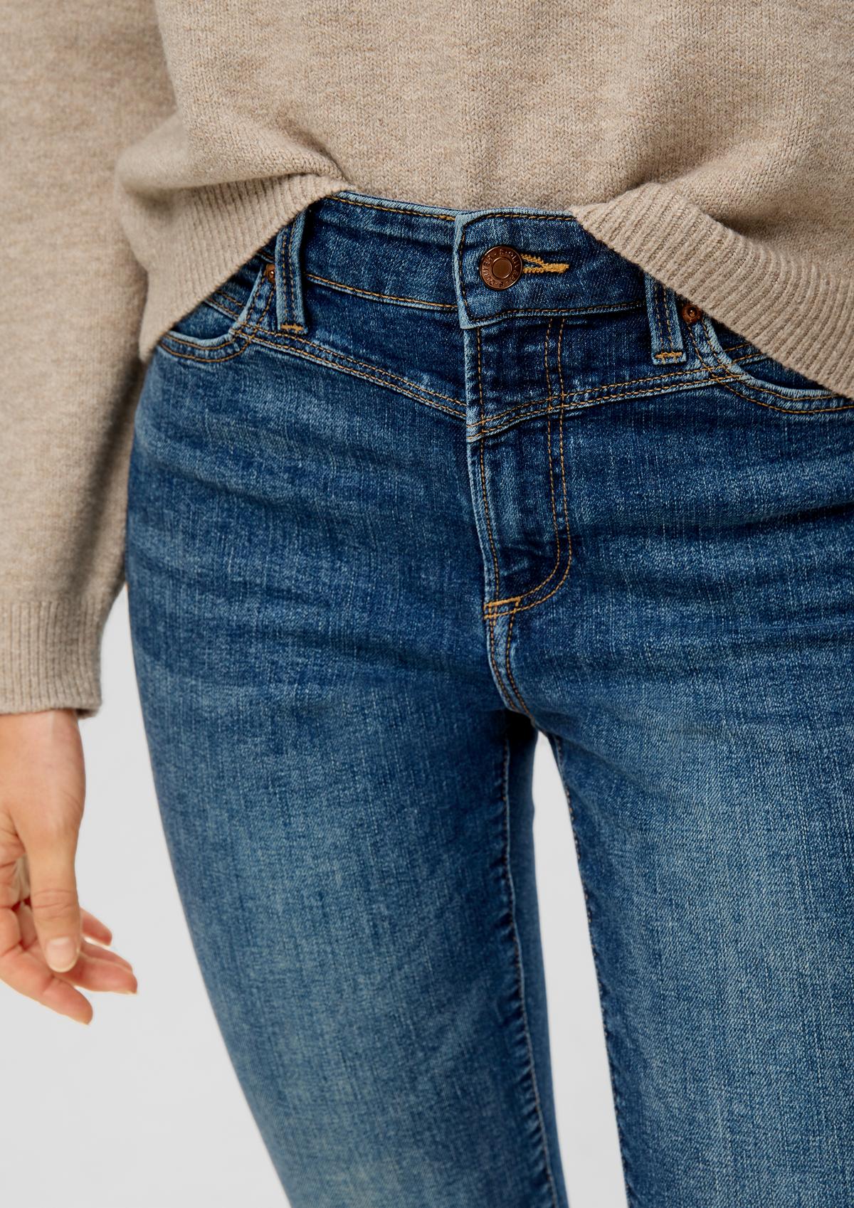 s.Oliver Skinny: džínsy so stredne vysokým pásom