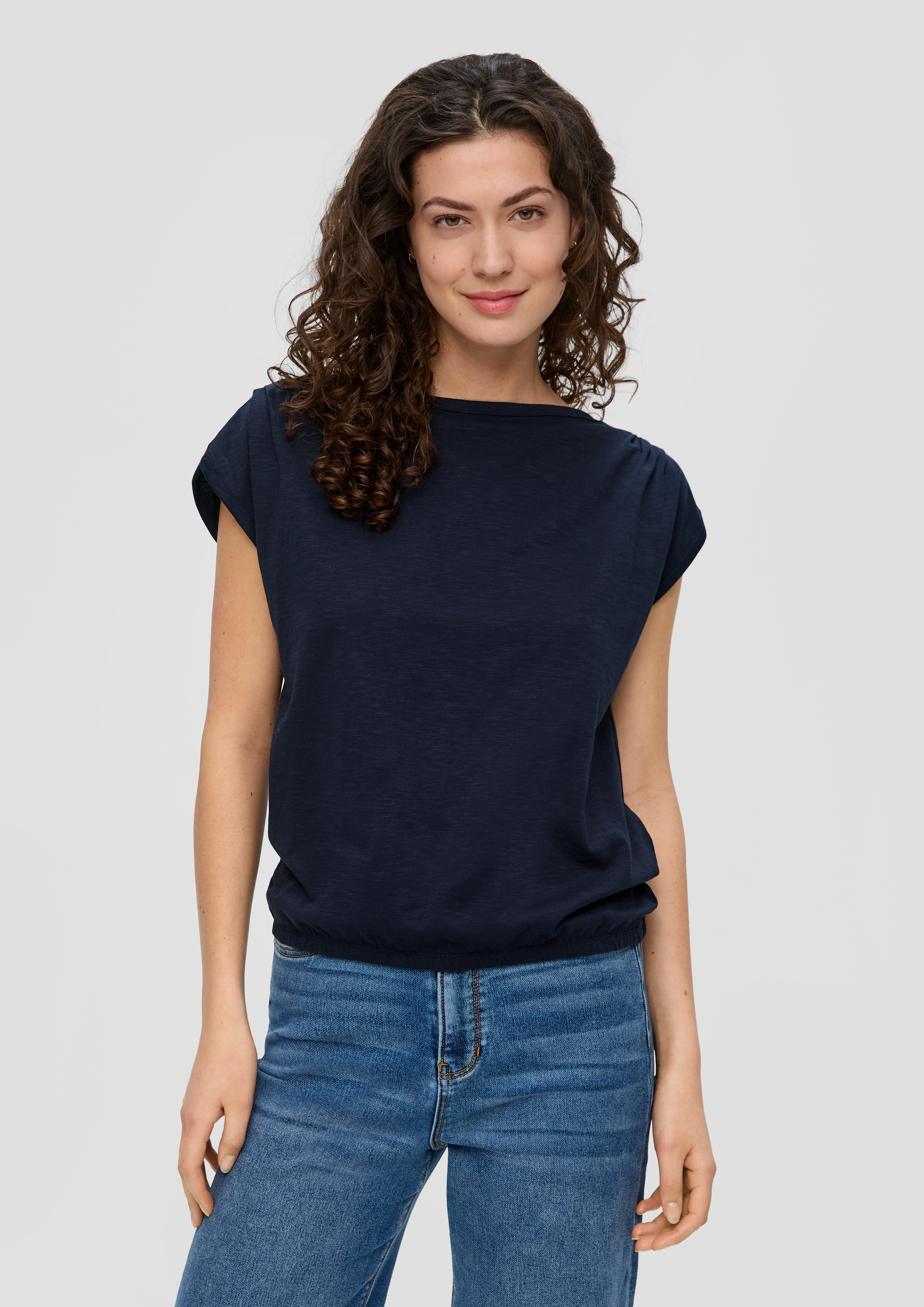 T-shirt in 5959, 5531, 2590, 0210, 59A4 & 59A1