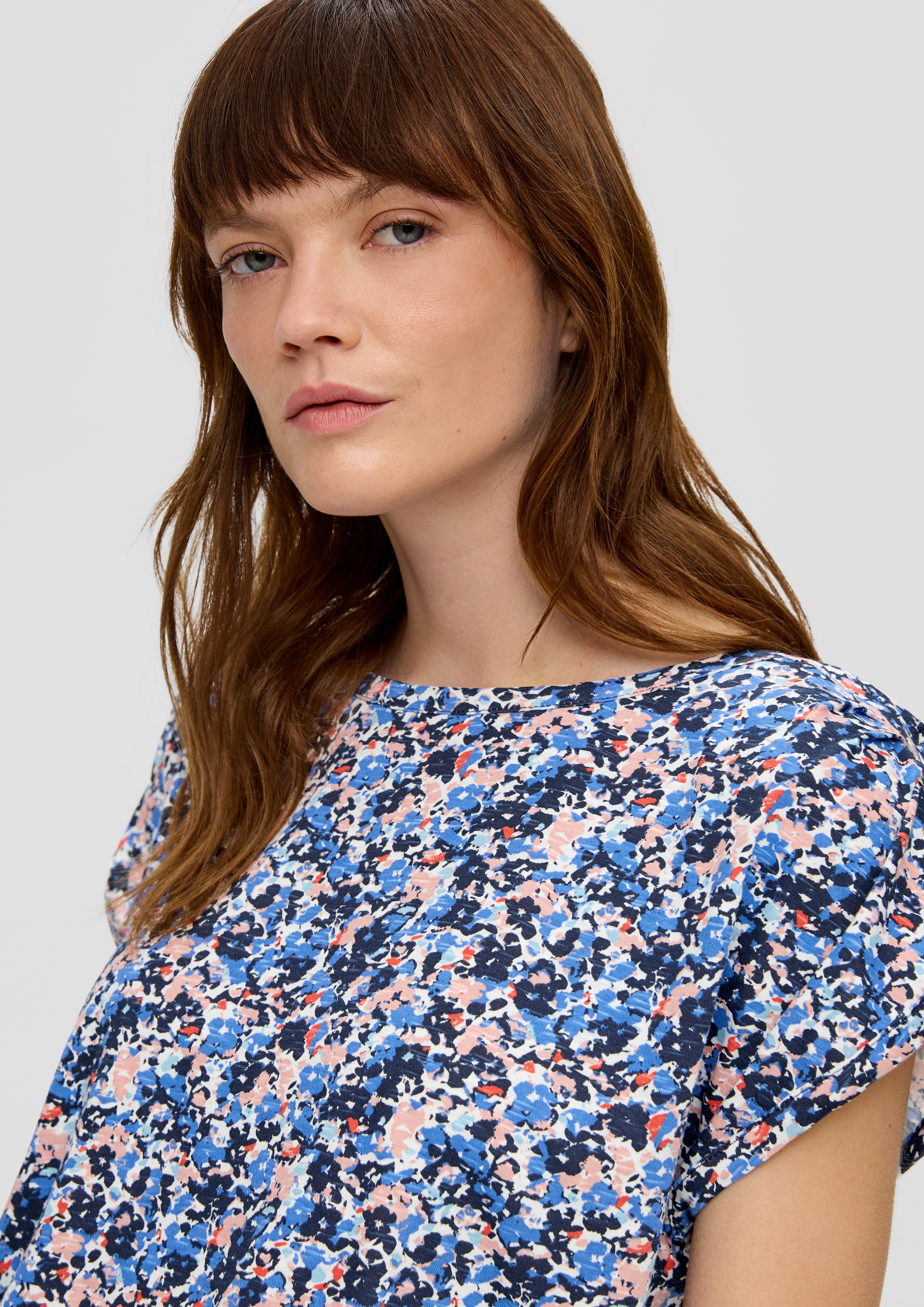 T-shirt in 59A4, 5531, 2590, 0210, 5959 & 59A1