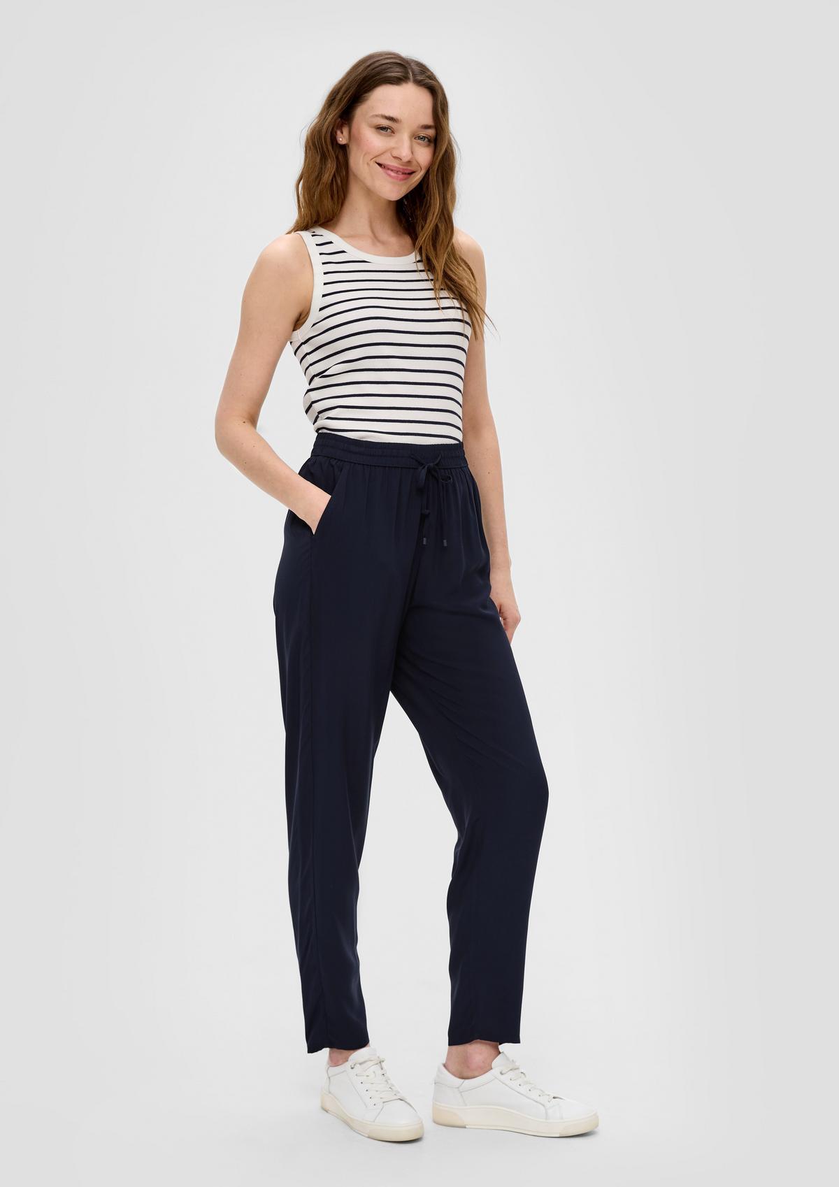 s.Oliver Ankle-length trousers made of pure viscose