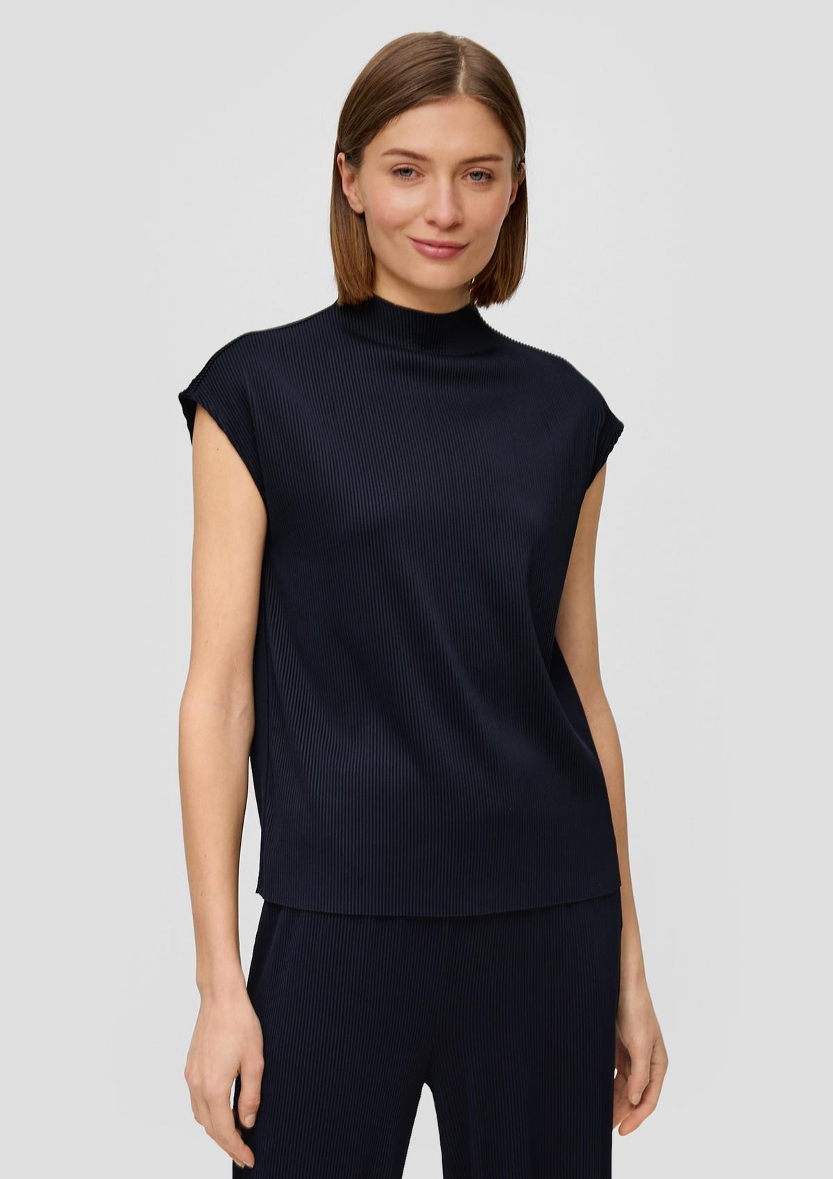 s.Oliver Pleated sleeveless top