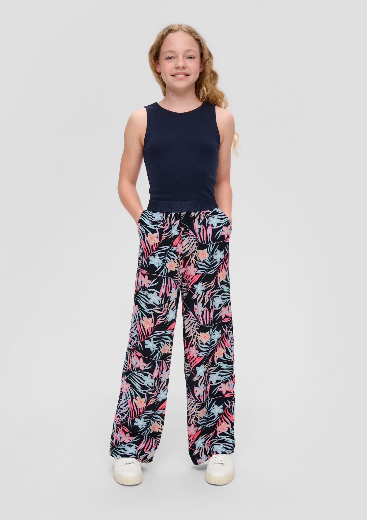 s.Oliver Loose fit: viscose crêpe trousers