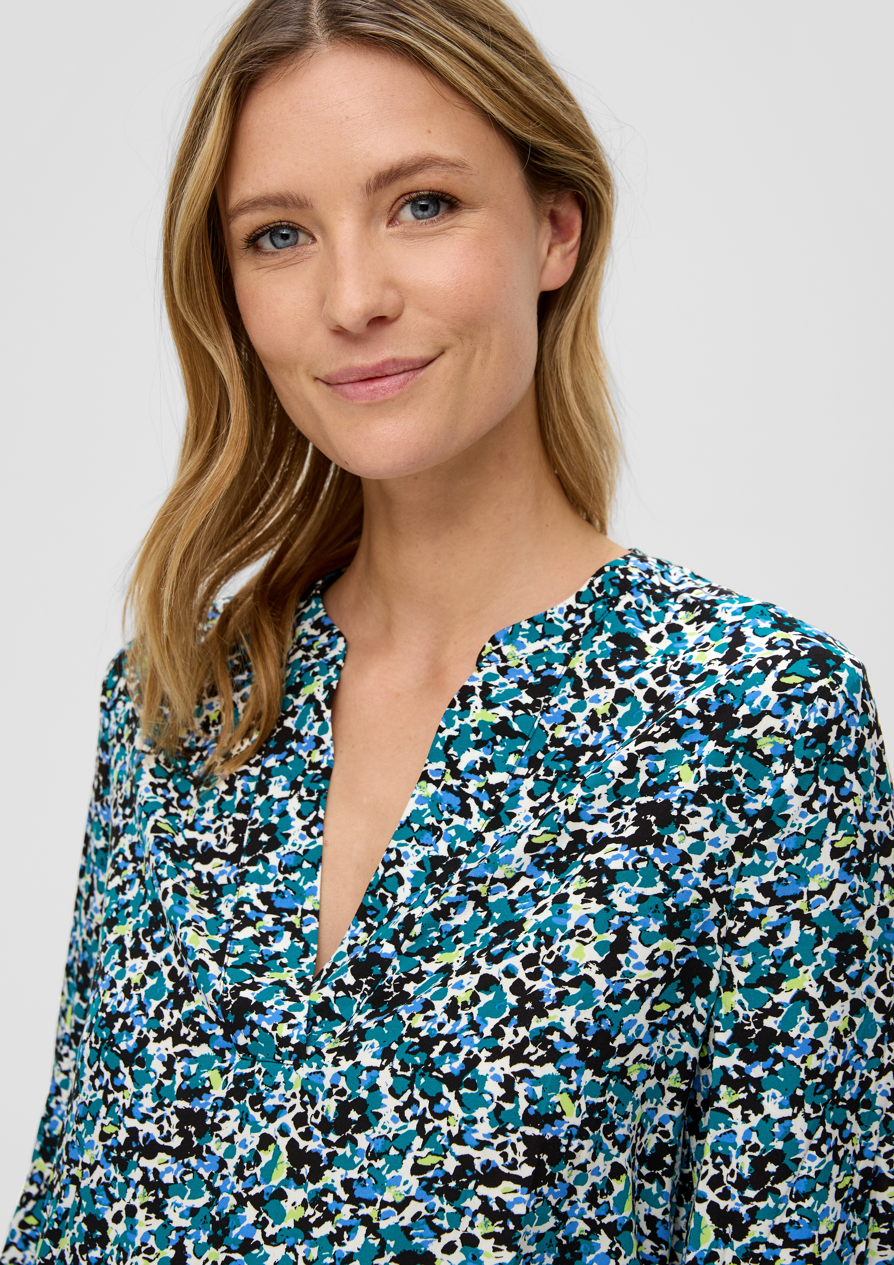 Bluse in 99A0, 59A1, 5531, 0210 & 5959