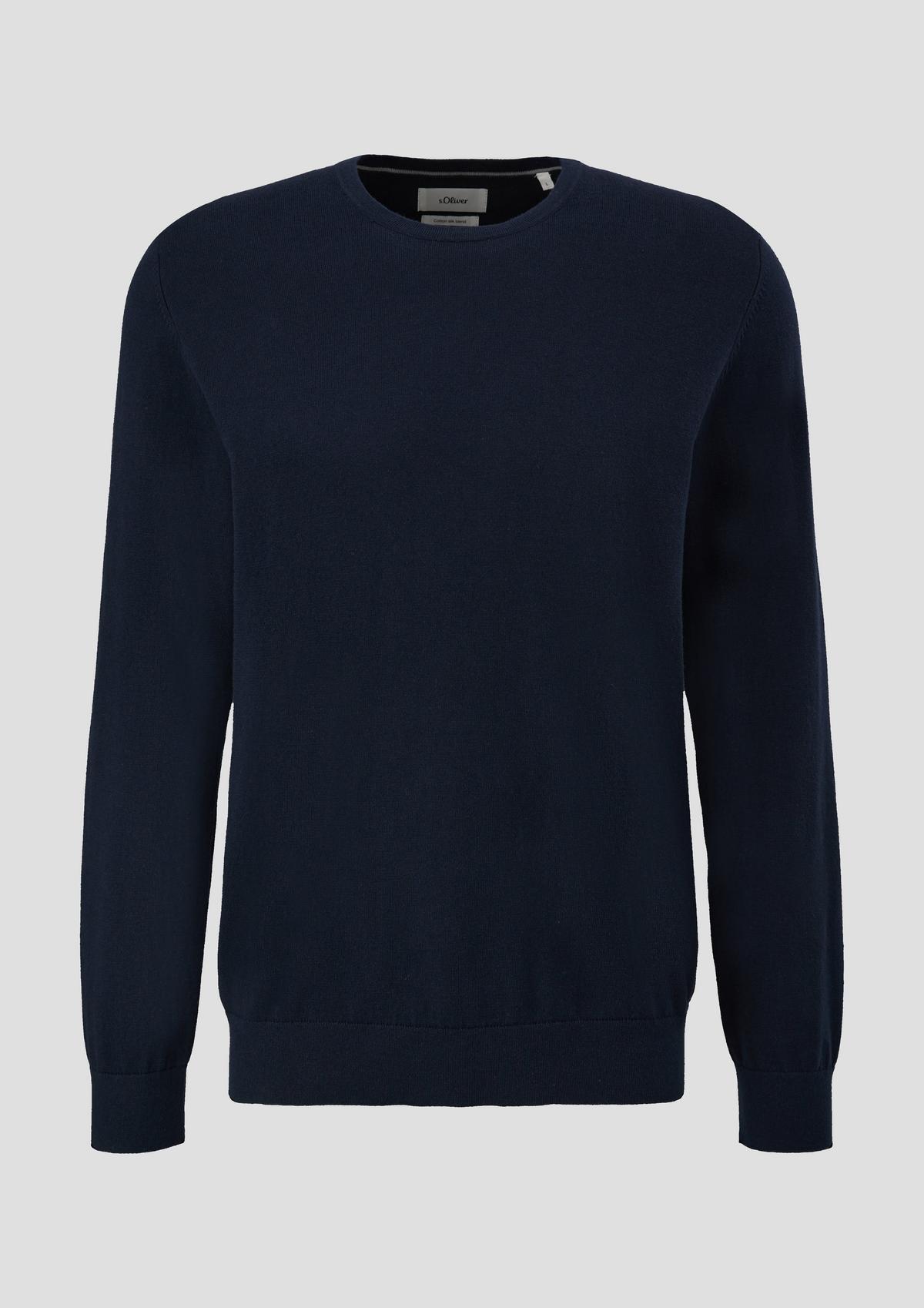 s.Oliver Knitted jumper with a crew neck