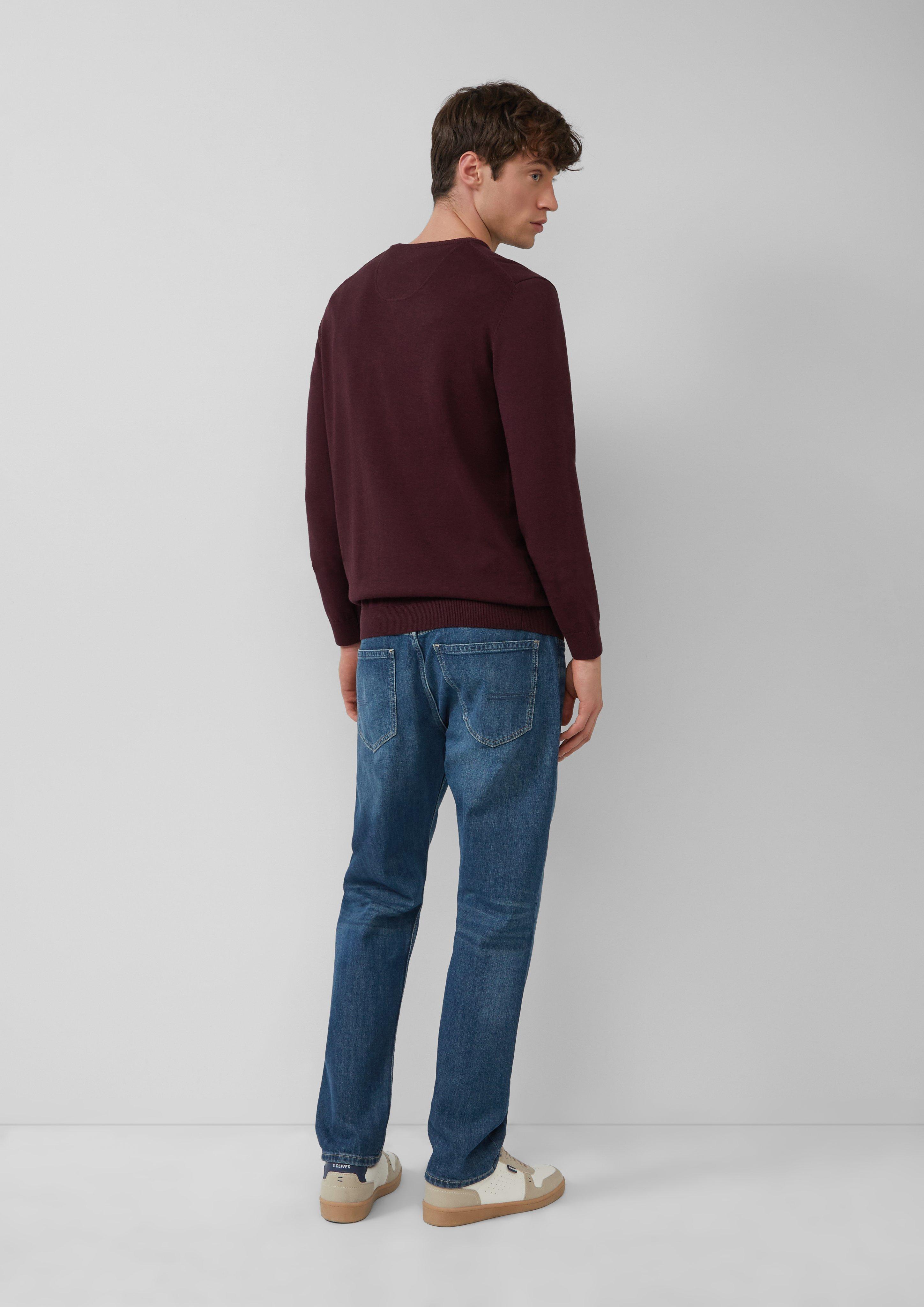 Pulover in 49W0, 5978, 92W0, 9999, 03W0, 98W2, 79W0, 86W0, 54W0, 33W0, 7211, 67W0, 50W1, 42W0 & 7953