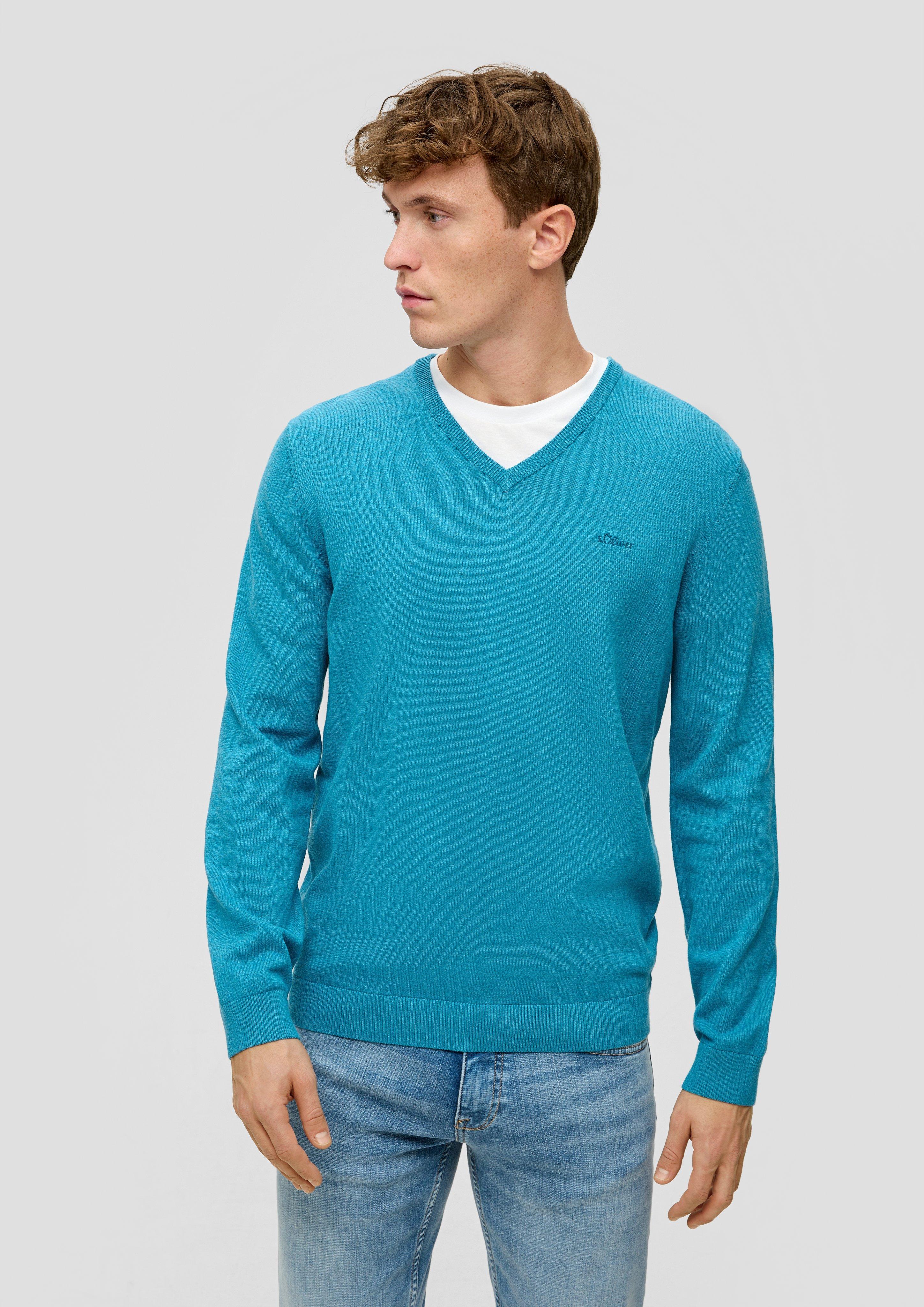 Pull en tricot in 65W0, 5978, 92W0, 9999, 03W0, 98W2, 79W0, 86W0, 54W0, 33W0, 7211, 67W0, 50W1, 42W0 & 7953